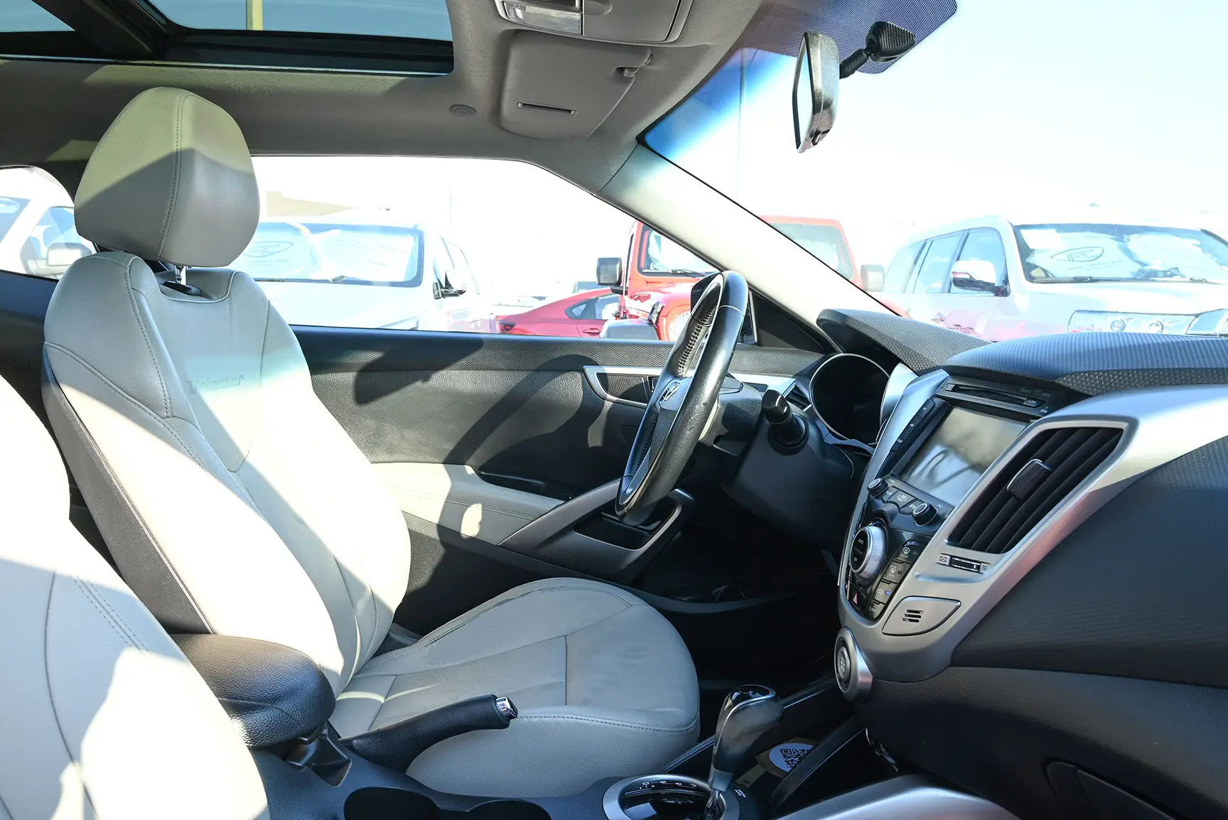 Hyundai Veloster Gl 2015