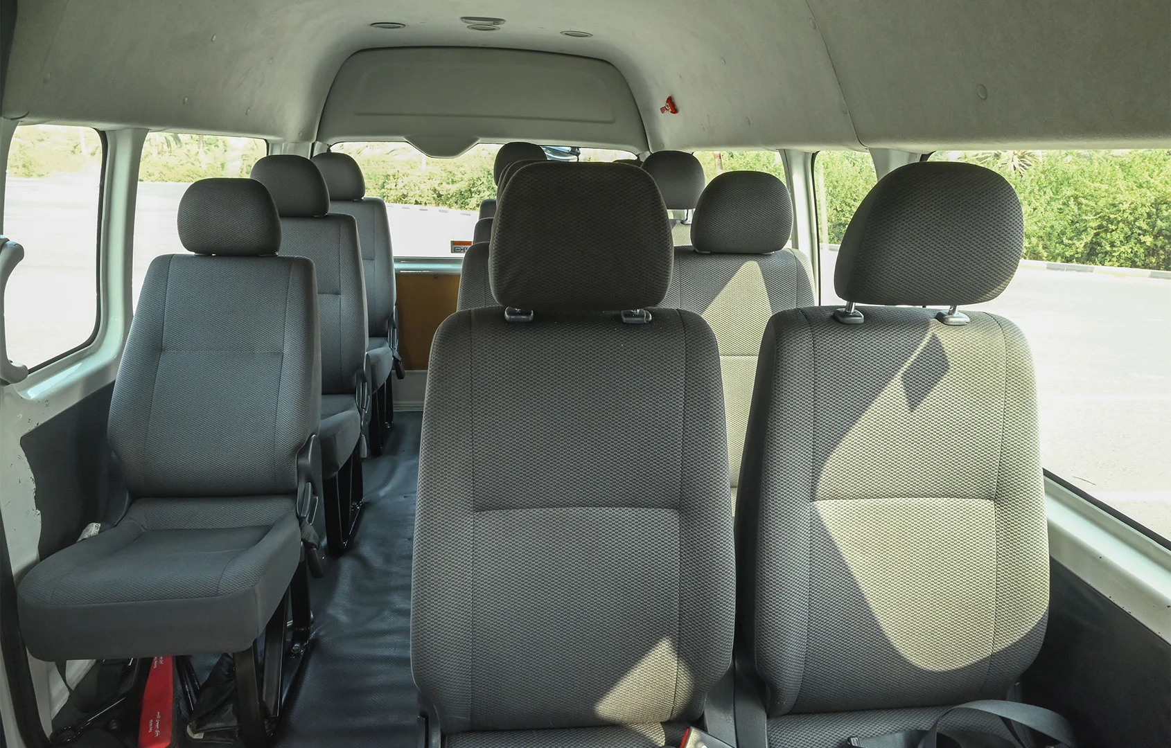 Toyota Hiace Glx - High Roof - 13 Str - Commuter 2018