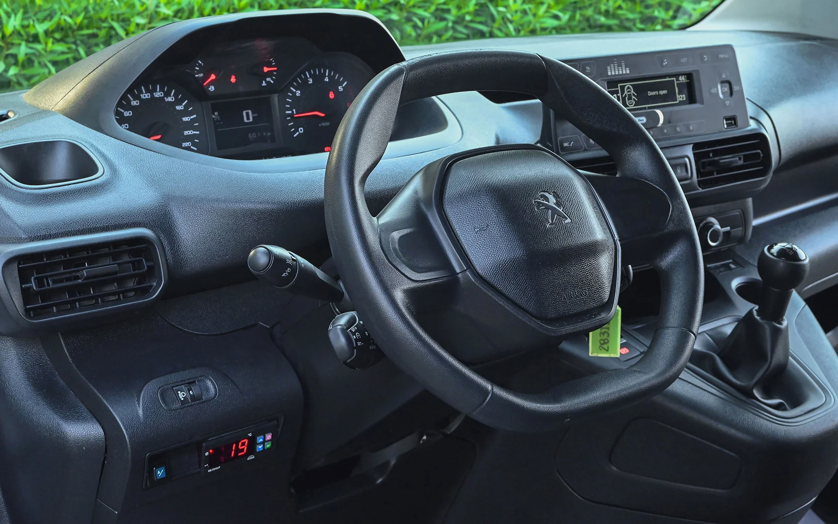 2020 Peugeot Partner Chiller Box in White – Driver Side Dashboard & Steering View Used 2020 Peugeot Partner Chiller Box in White – Driver Side Dashboard & Steering View for Sale at First Choice Cars Dubai Sharjah