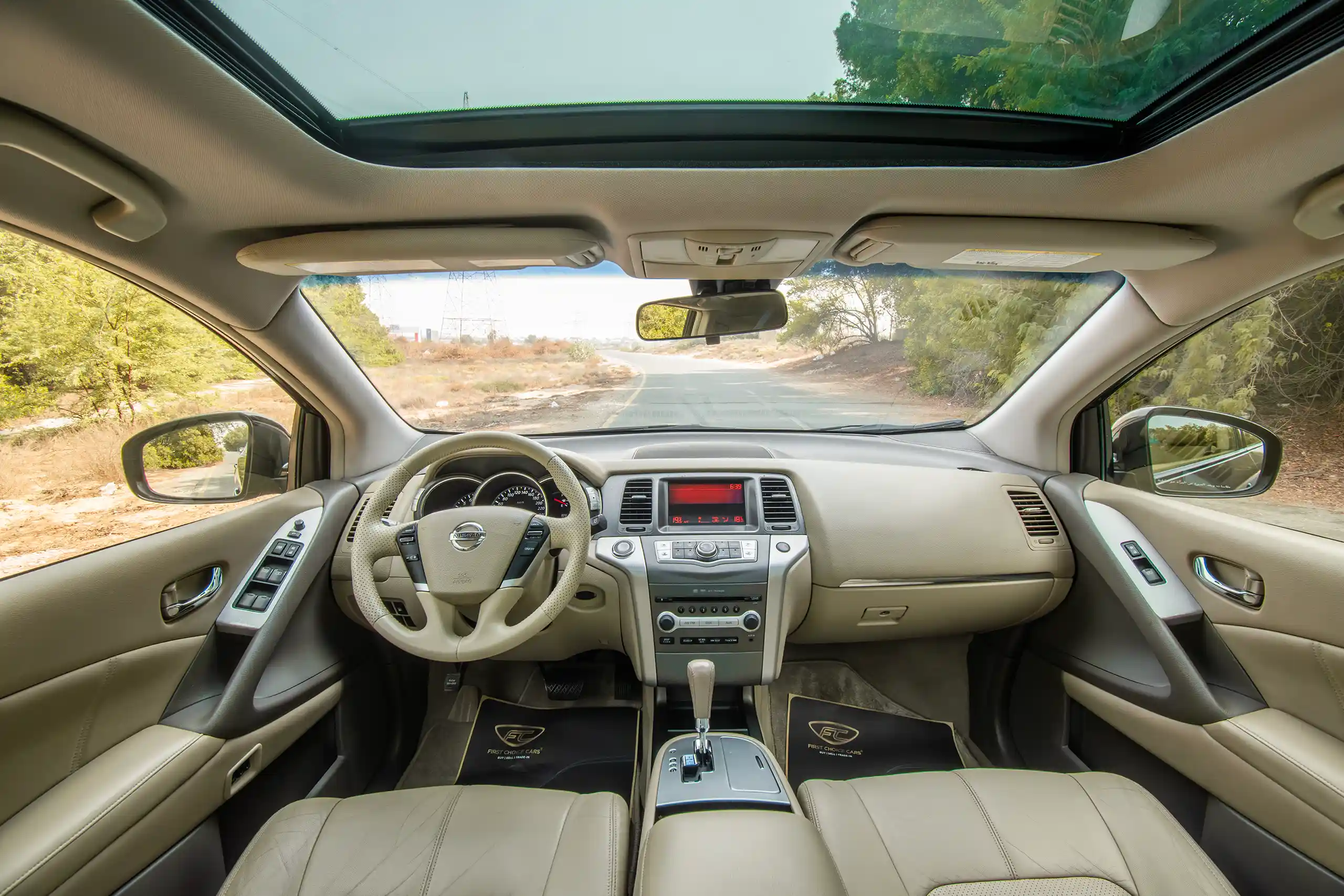 Used 2015 Nissan Murano SL Grey – Front Cabin / Dashboard Full View at First Choice Cars Sharjah