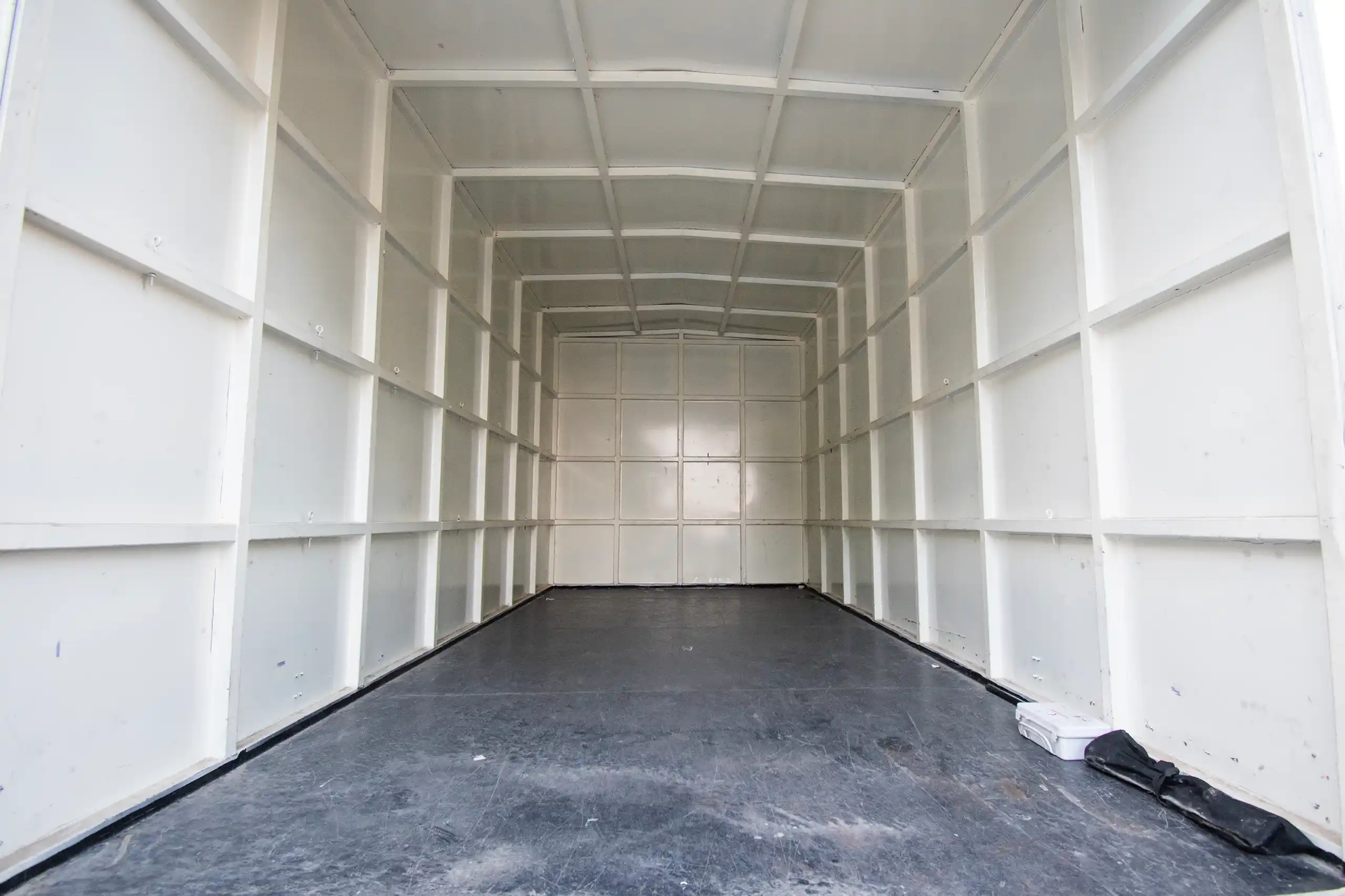 Used 2020 Mitsubishi Canter Box White – Cargo Box Inside View at First Choice Cars Sharjah