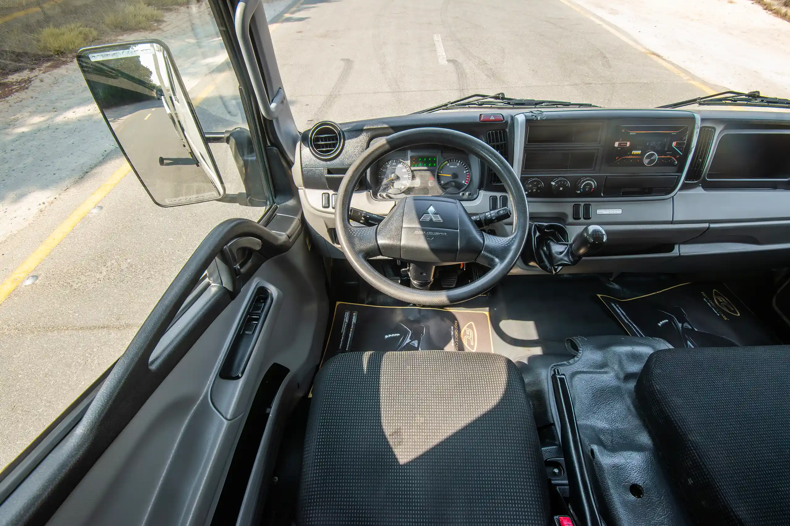 Used 2023 Mitsubishi Canter Double Cabin White – Steering Wheel & Instrument Cluster at First Choice Cars Sharjah