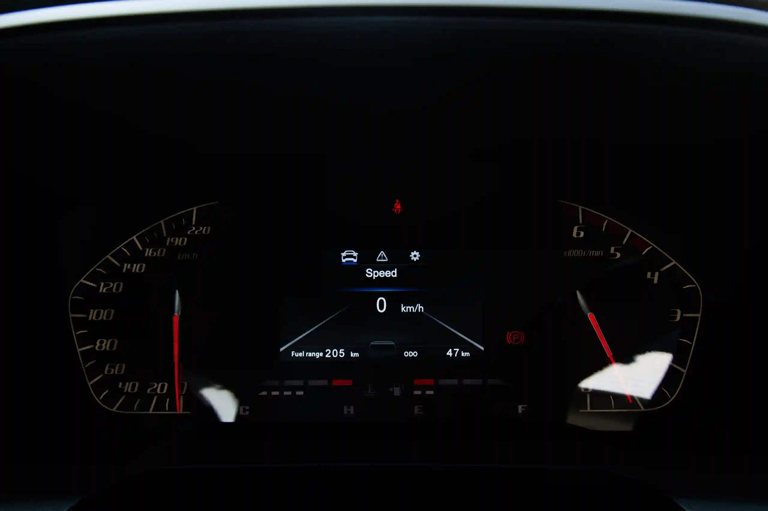 Used 2023 Peugeot Landtrek Double Cabin 4x2 White – Odometer / Mileage Reading View at First Choice Cars Sharjah