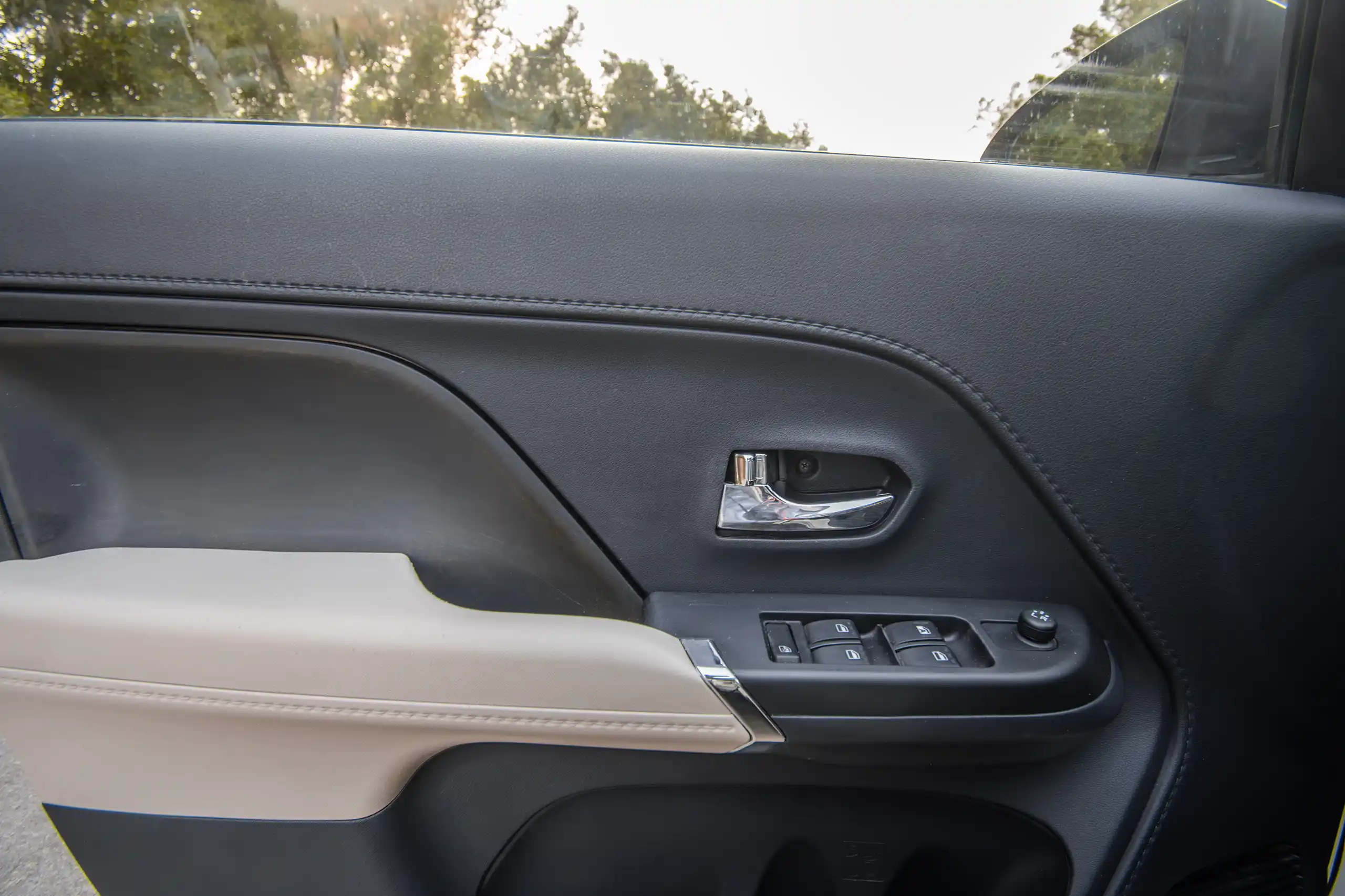 Used 2023 Toyota Rush Ex White – Driver Door Panel Full View at First Choice Cars Sharjah