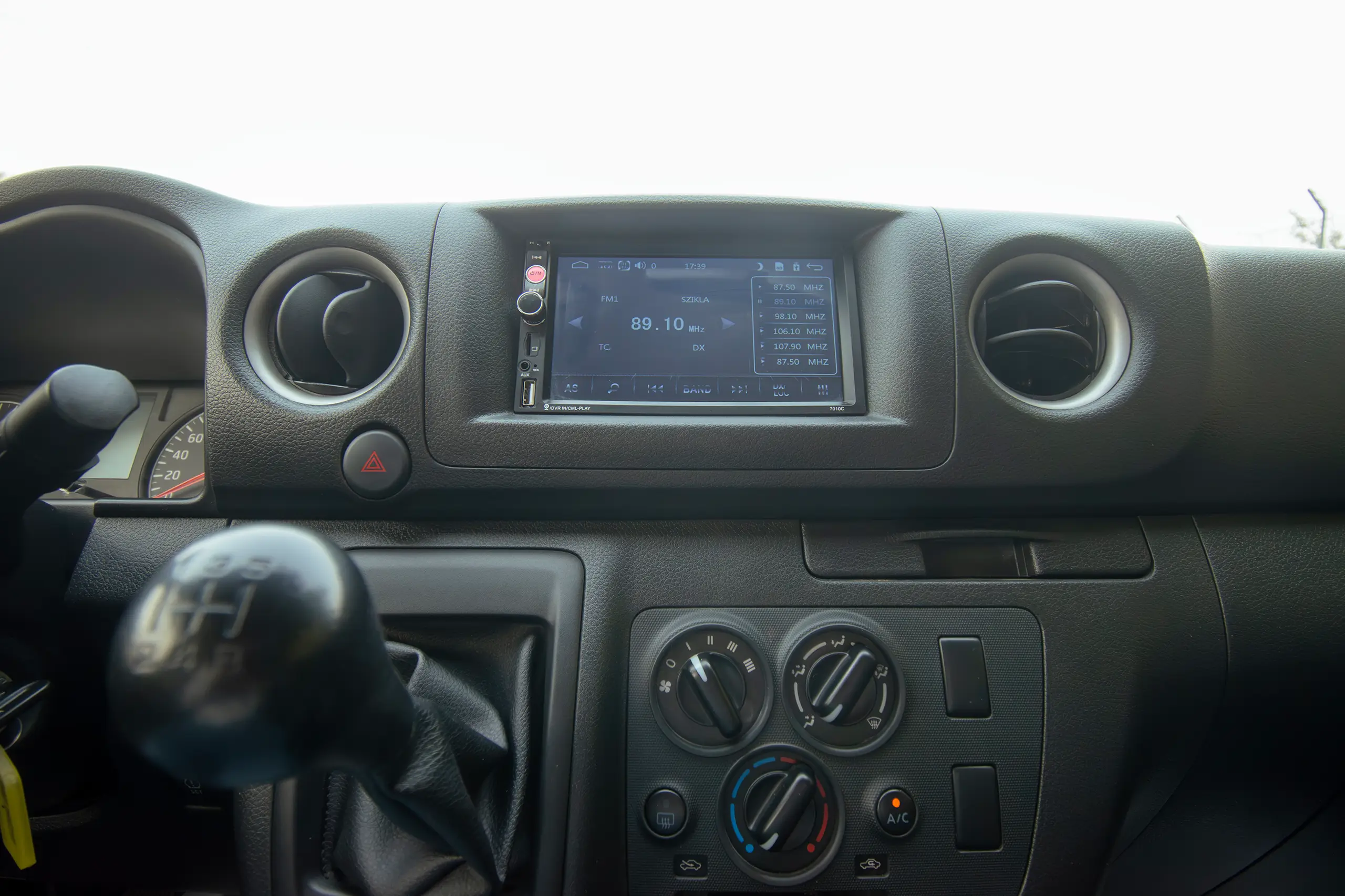 Used 2023 Nissan Urvan High Roof Chiller White – Infotainment / Touchscreen System at First Choice Cars Sharjah