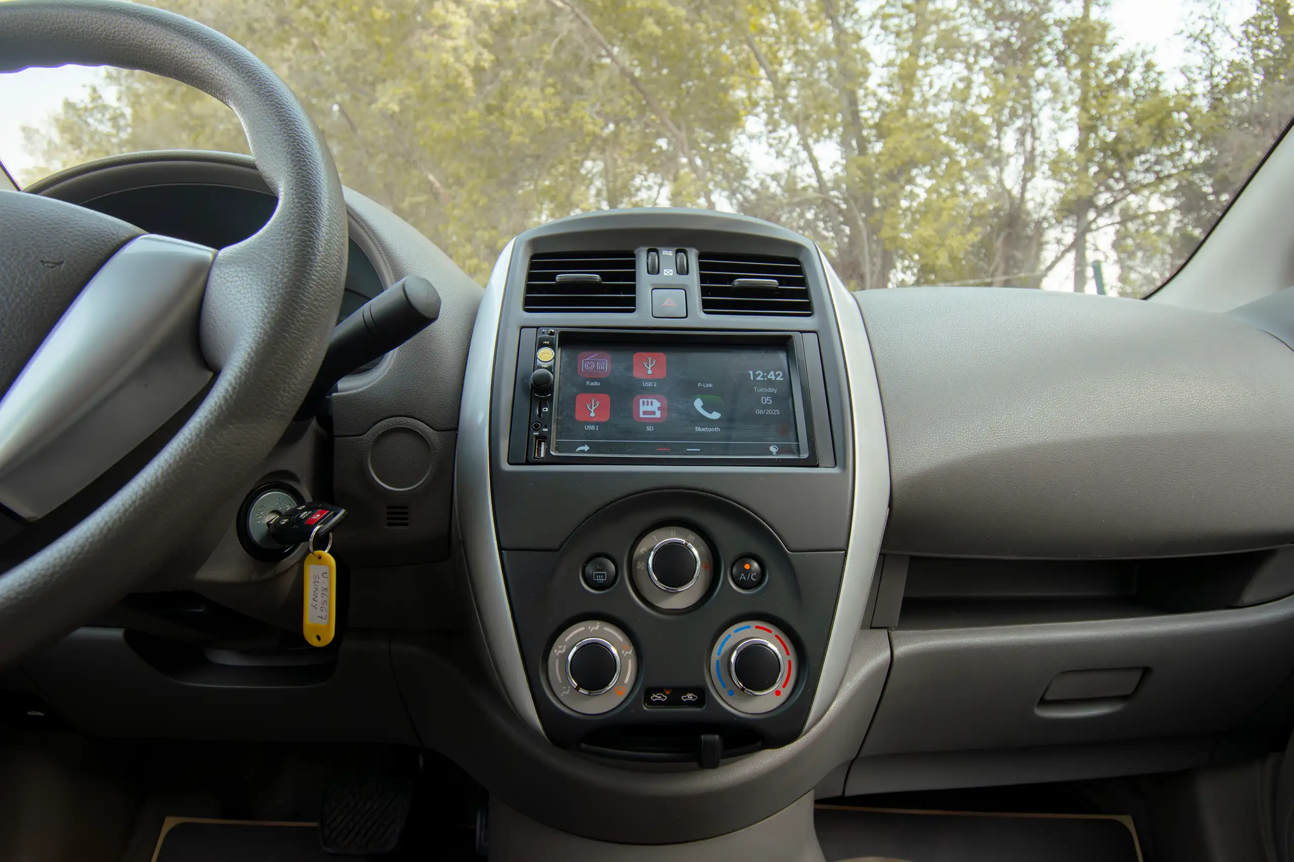 Used 2023 Nissan Sunny Sv Silver – Infotainment / Touchscreen System at First Choice Cars Sharjah