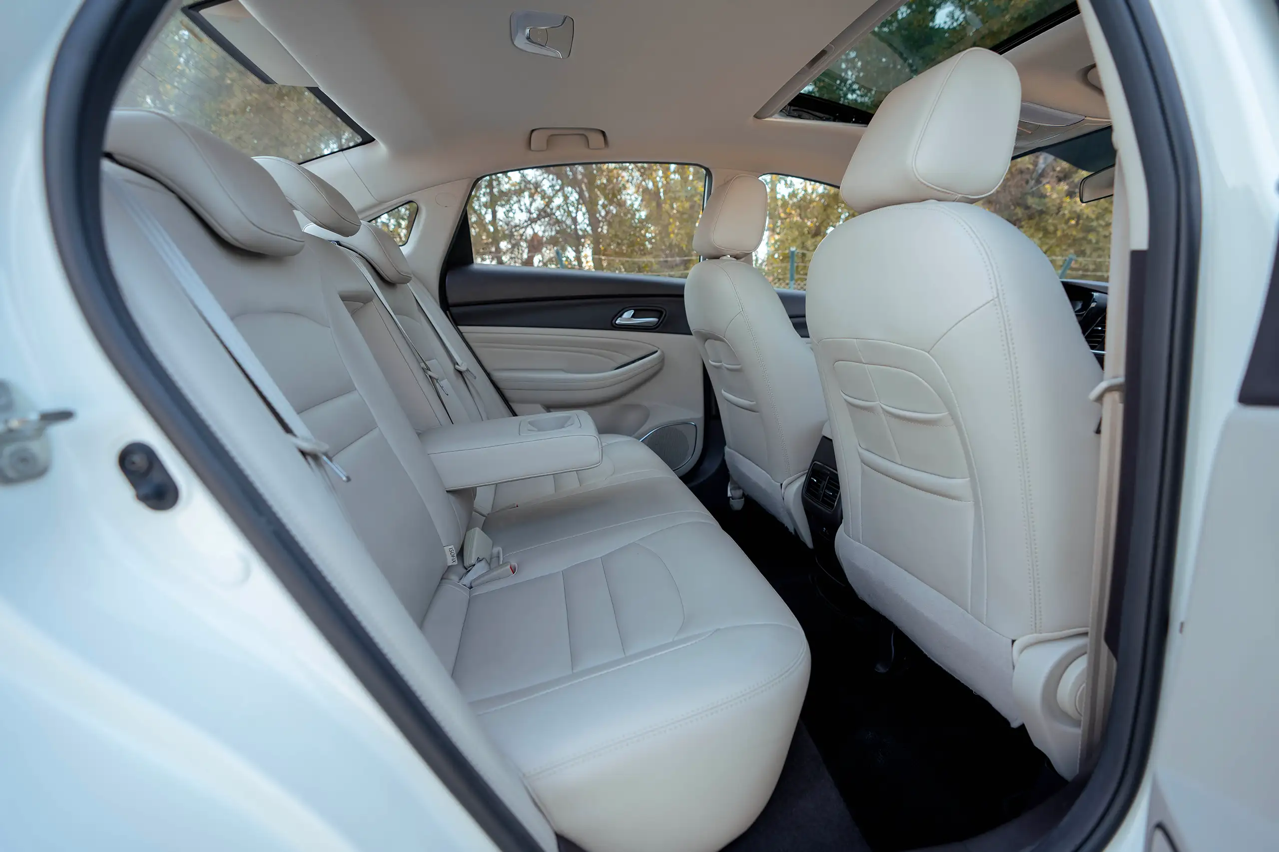 Used 2023 GAC GA4 GE White – Rear Passenger Side Cabin View at First Choice Cars Sharjah