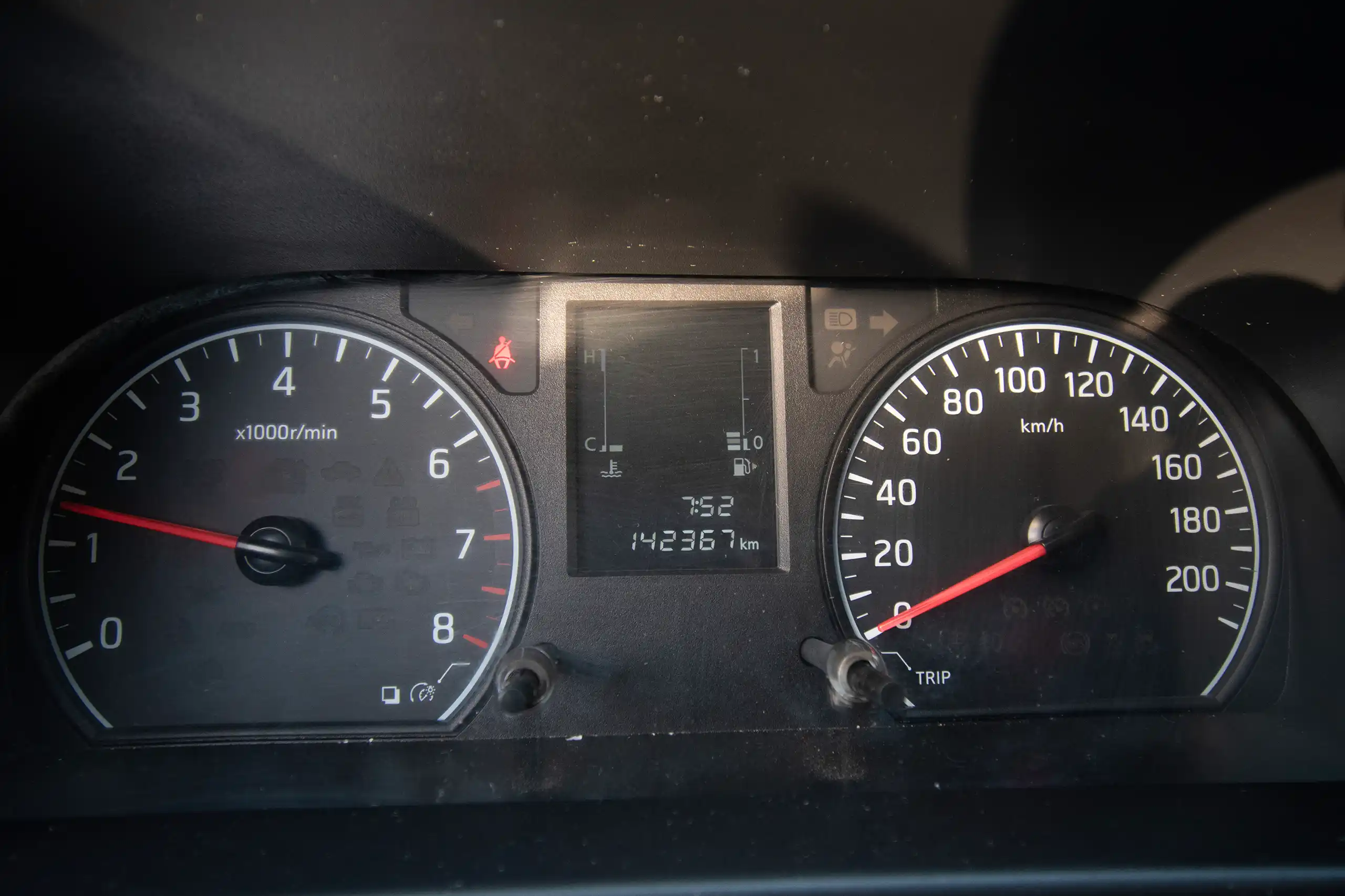 Used 2022 Nissan Urvan Panel Van S/R White – Odometer / Mileage Reading View at First Choice Cars Sharjah