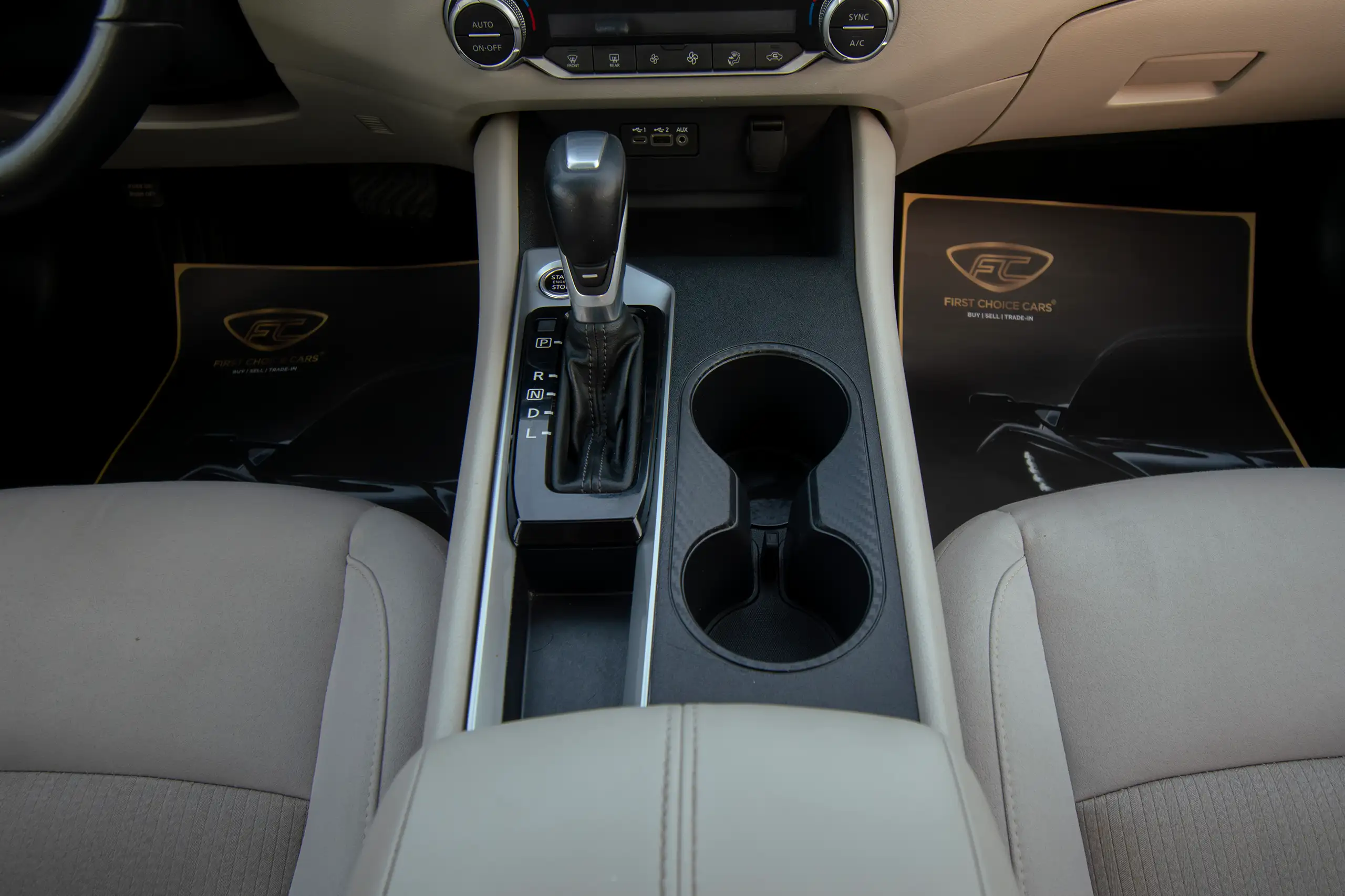 Used 2022 Nissan Altima SV Red – Center Console & Gear Shifter at First Choice Cars Sharjah