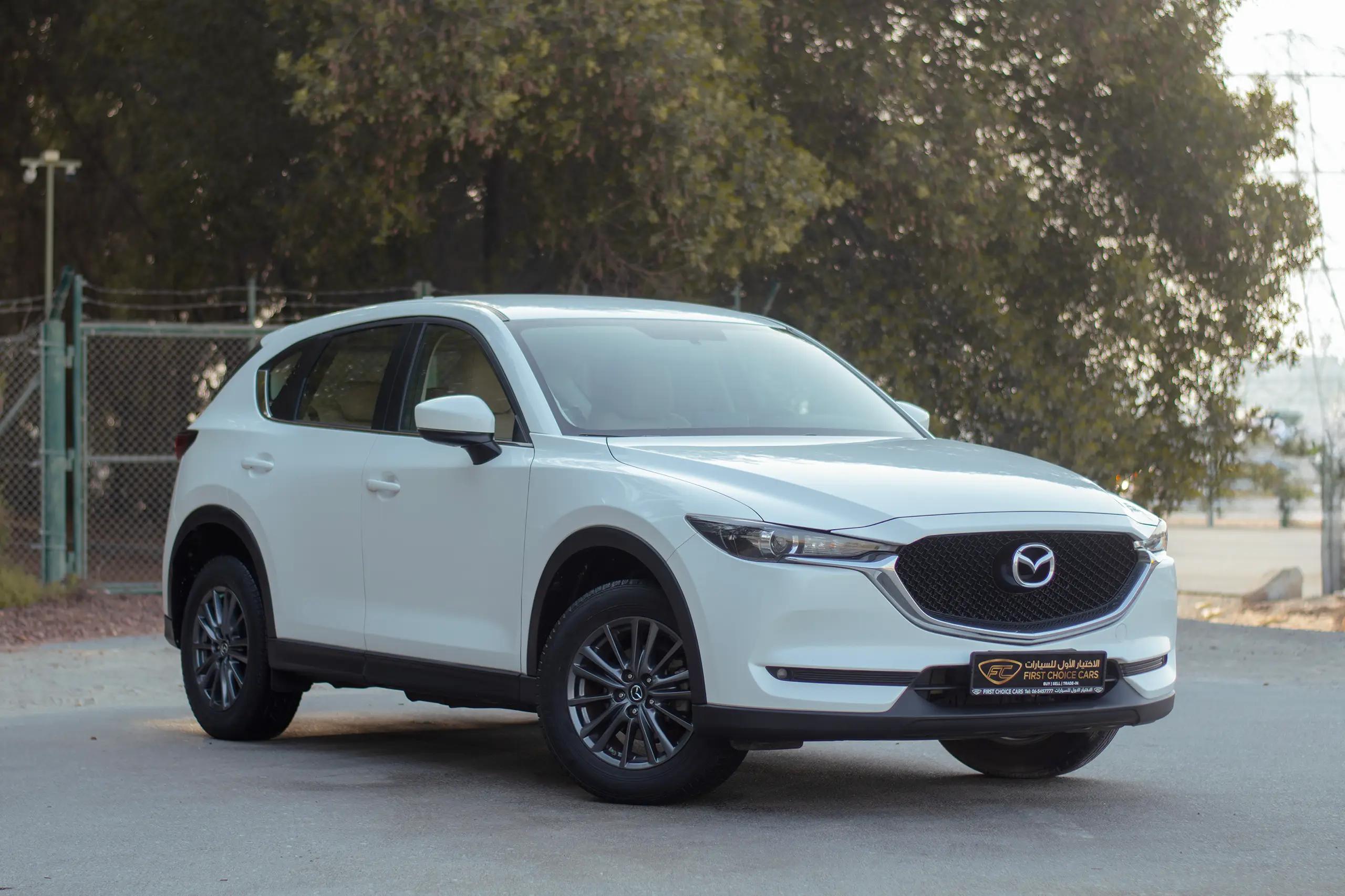 Used 2022 Mazda CX-5 GL White – Right Front Diagonal (45°) View at First Choice Cars Sharjah