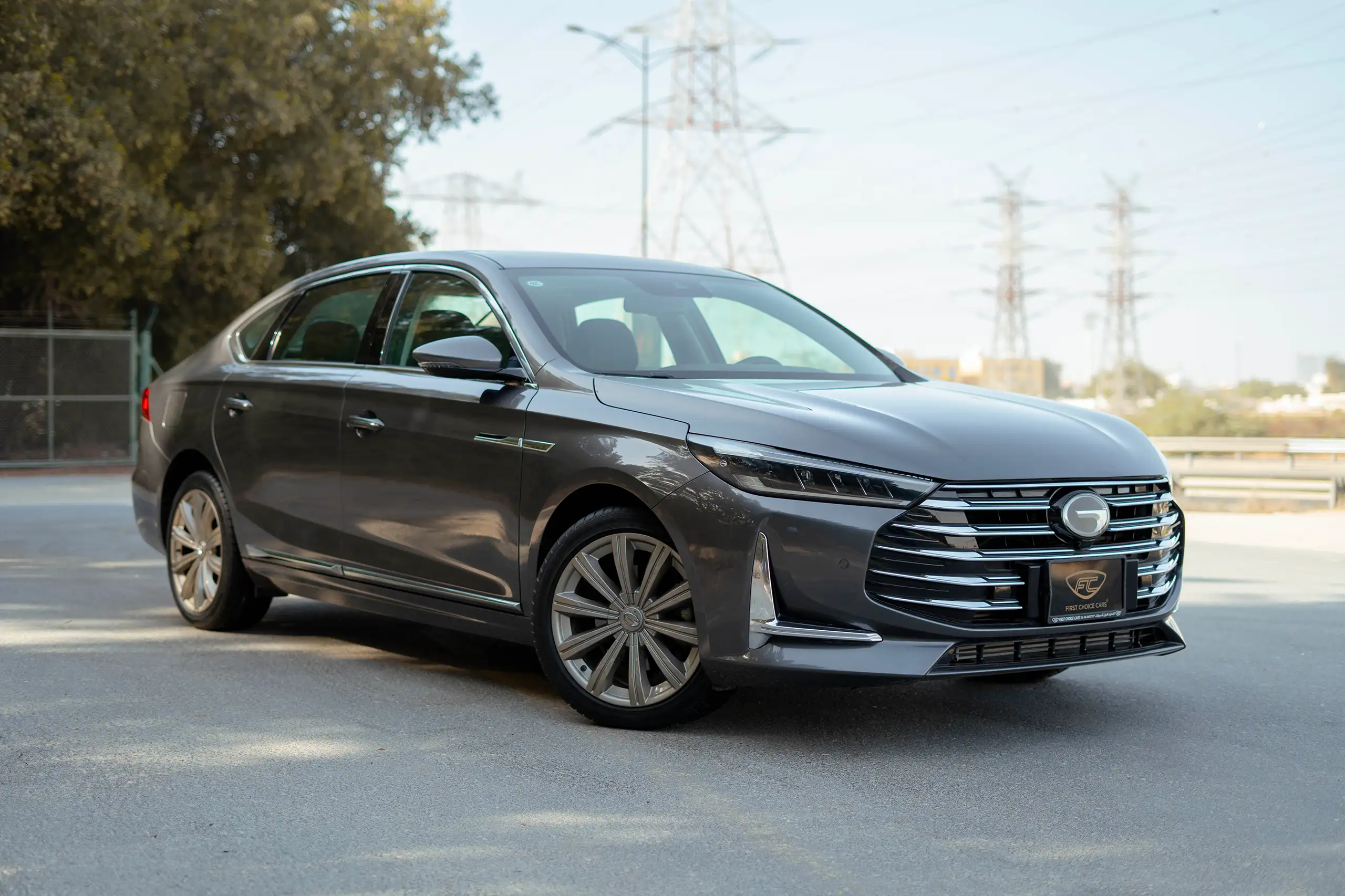 Used 2022 GAC GA8 GL Grey – Right Front Diagonal (45°) View at First Choice Cars Sharjah