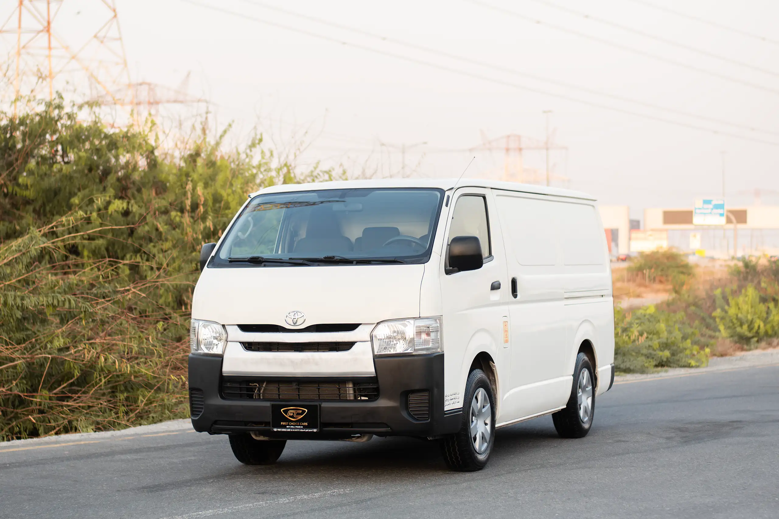 Toyota Hiace GL Std Roof 3 STR Panel Van