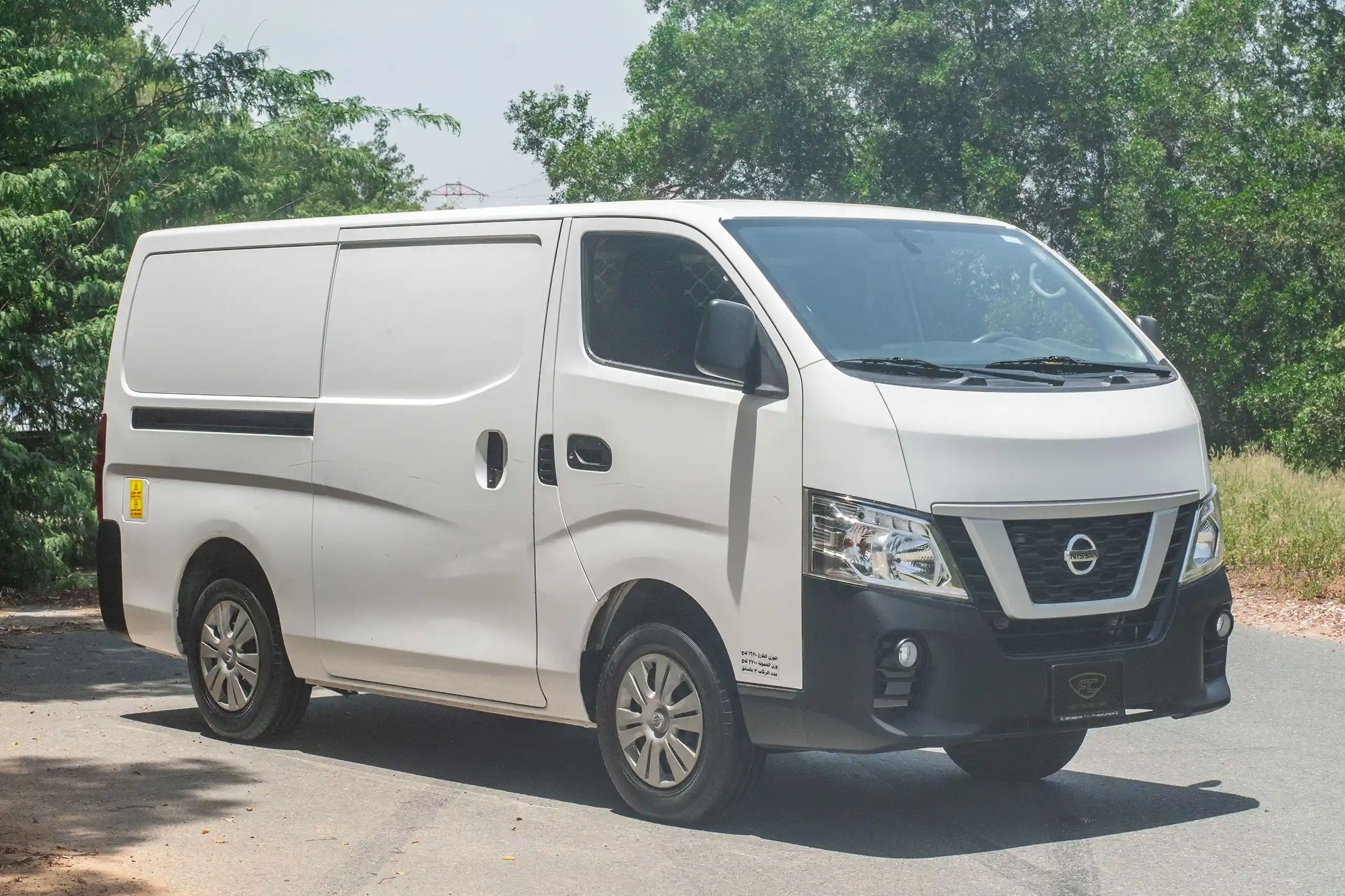 Used 2021 Nissan Urvan Panel Van S/R White – Right Front Diagonal (45°) View at First Choice Cars Sharjah