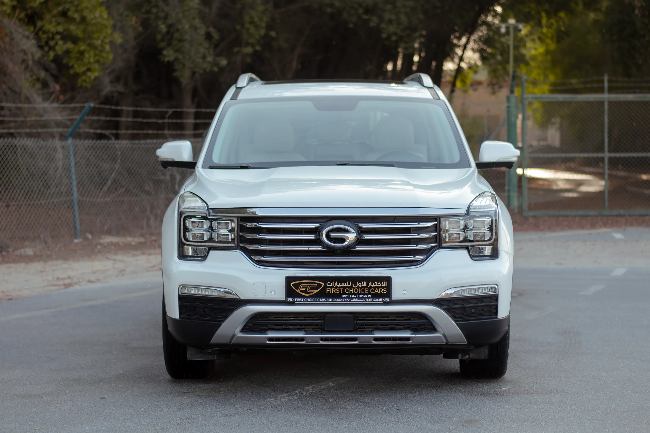 Used 2020 GAC GS8 GL White – Front View at First Choice Cars Sharjah