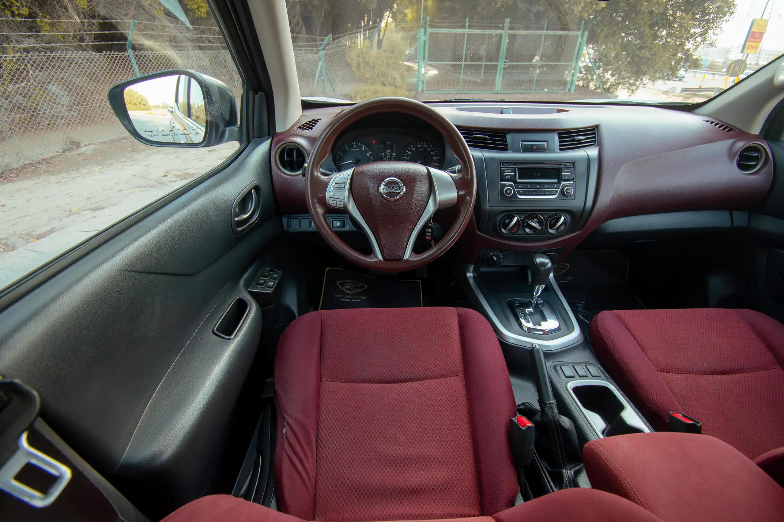 Used 2019 Nissan Navara SE 4x4 White – Steering Wheel & Instrument Cluster at First Choice Cars Sharjah