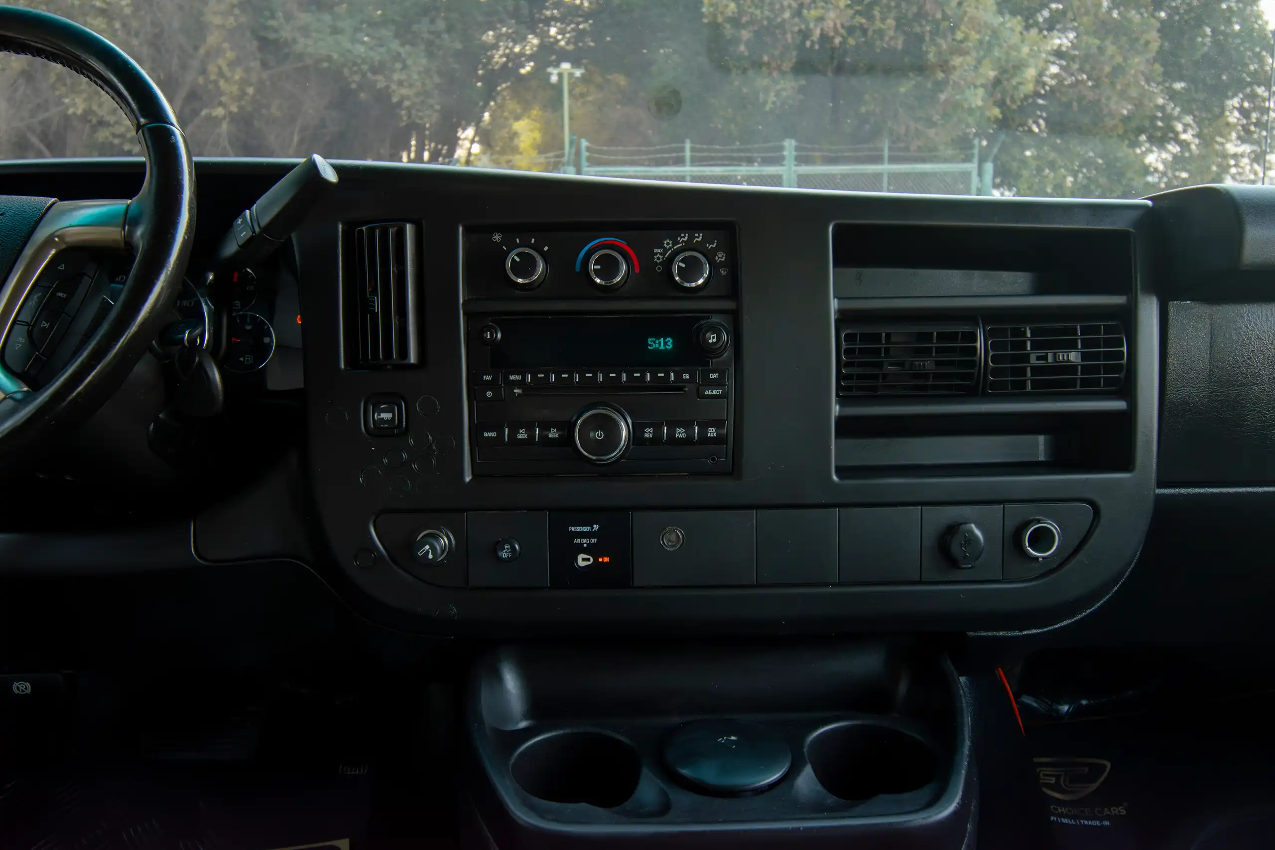 Used 2019 GMC Savana 3500 15-Seater Passenger White – Infotainment / Touchscreen System at First Choice Cars Sharjah