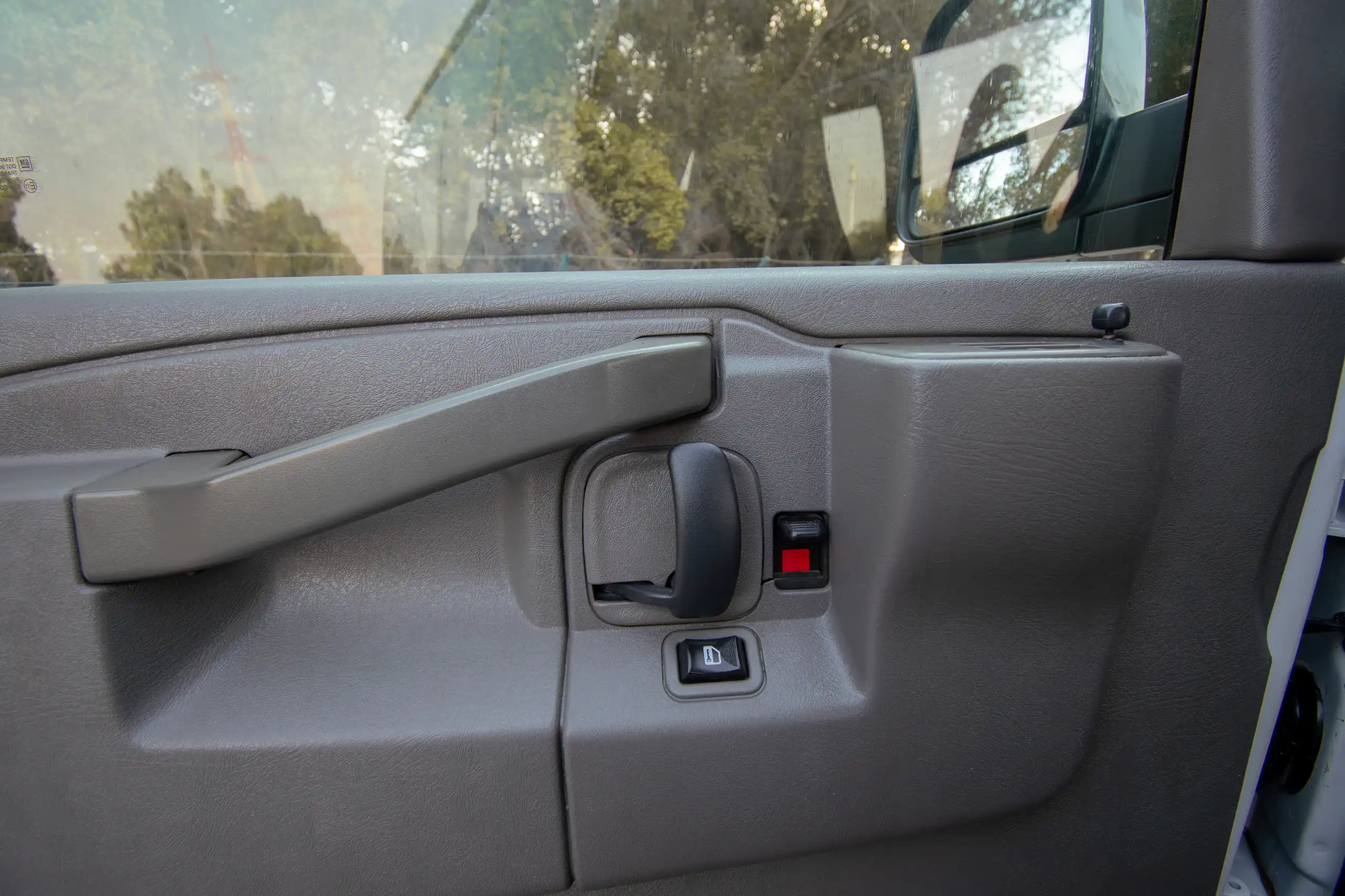 Used 2019 GMC Savana 3500 15-Seater Passenger White – Driver Door Panel Full View at First Choice Cars Sharjah