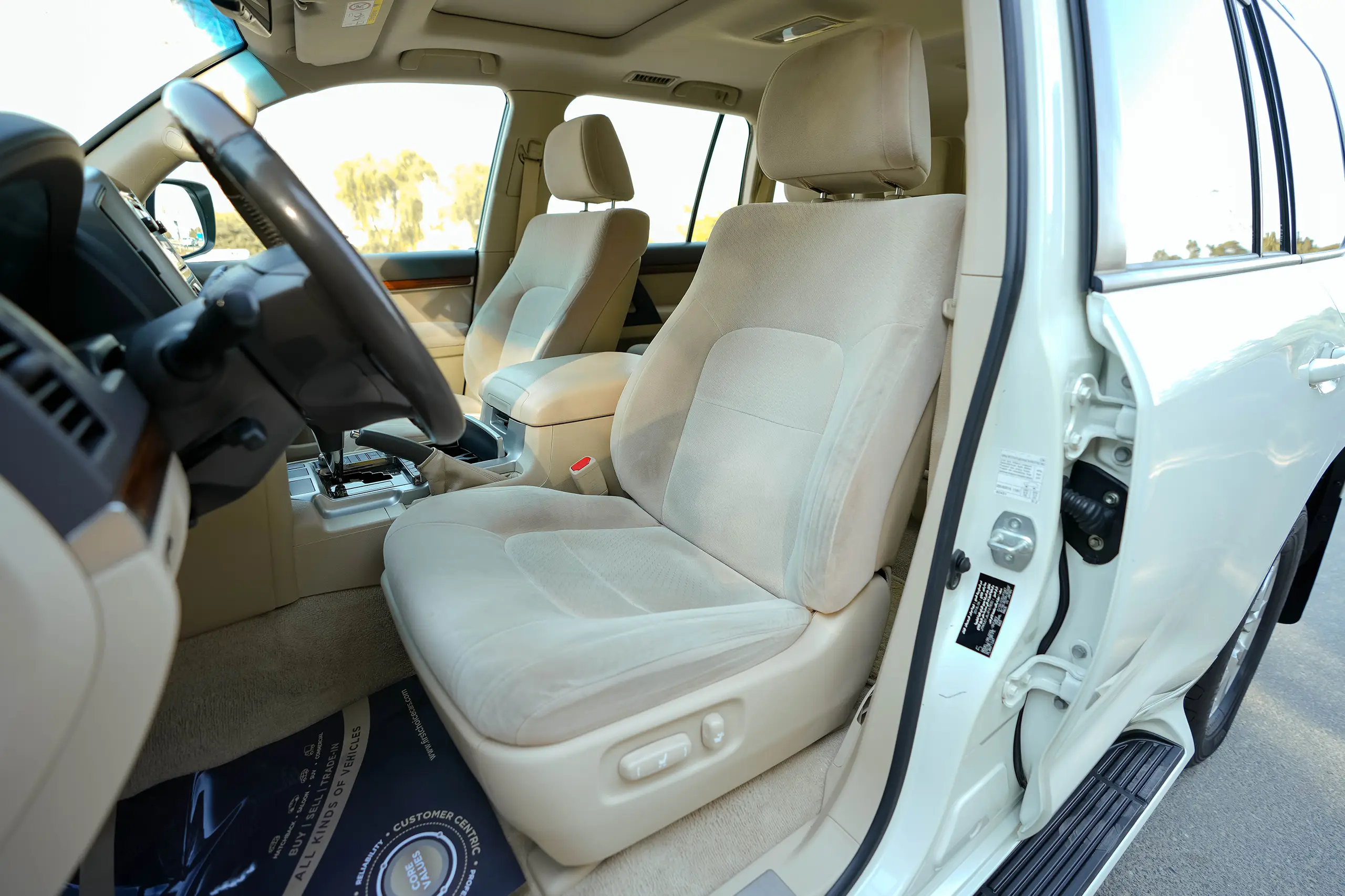 Used 2018 Toyota Land Cruiser EXR White – Front Driver Side Cabin View at First Choice Cars Sharjah