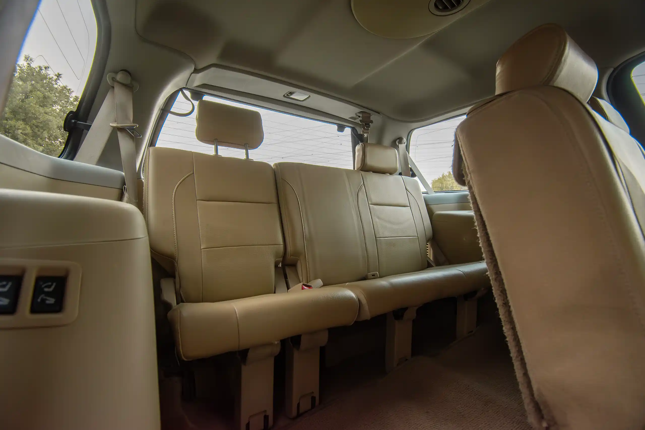 Used 2010 Nissan Armada LE Grey – Third Row Right Seat View at First Choice Cars Sharjah