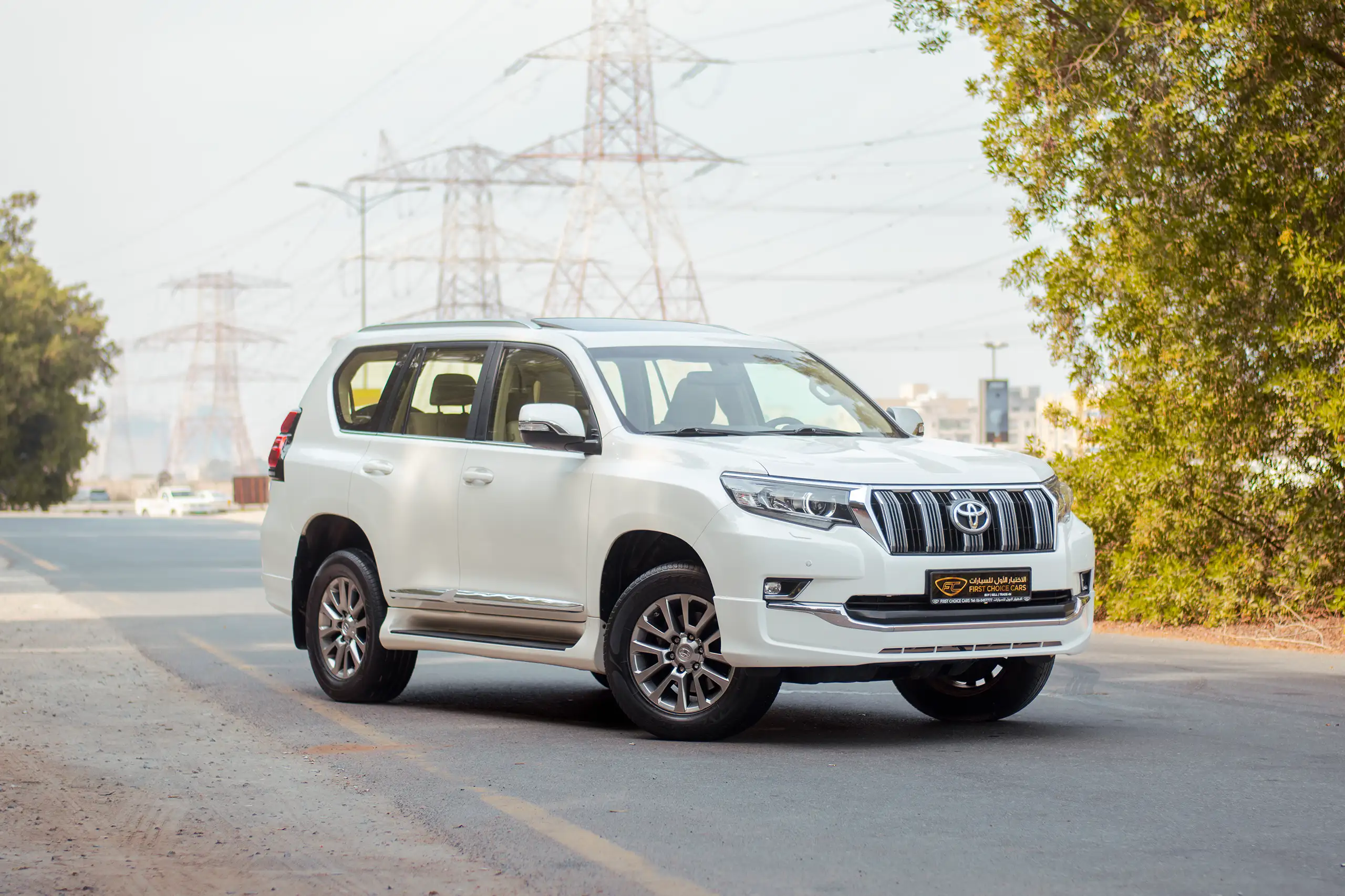 Used 2020 Toyota Prado VXR White – Right Front Diagonal (45°) View at First Choice Cars Sharjah