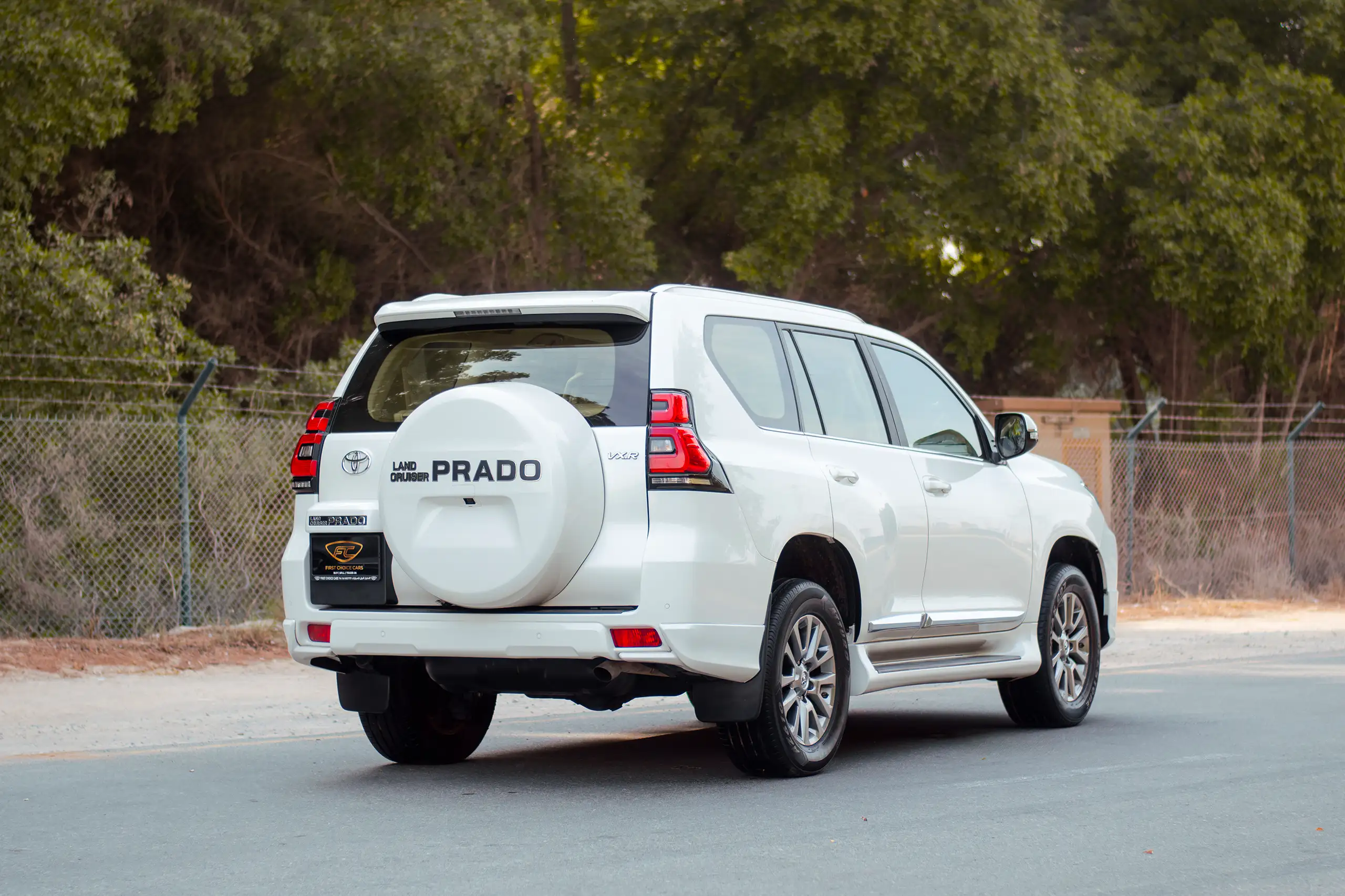 Used 2020 Toyota Prado VXR White – Right Back Diagonal (45°) View at First Choice Cars Sharjah