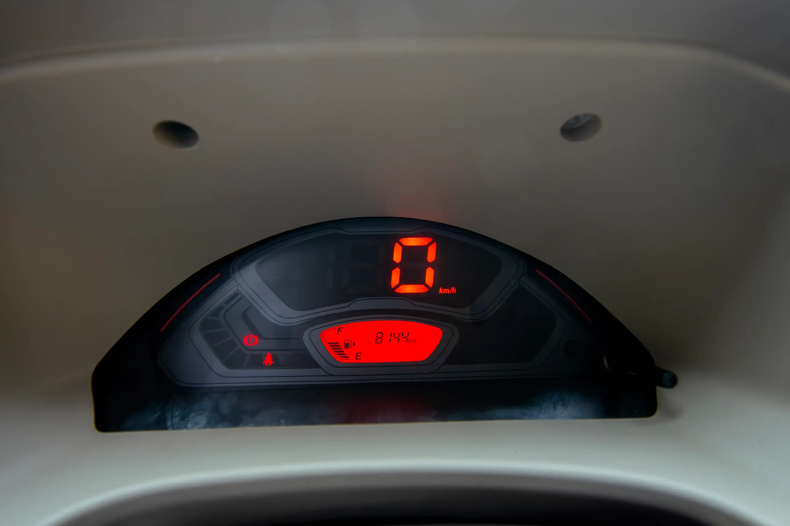 Used 2023 Suzuki Eeco Cargo White – Odometer / Mileage Reading View at First Choice Cars Sharjah