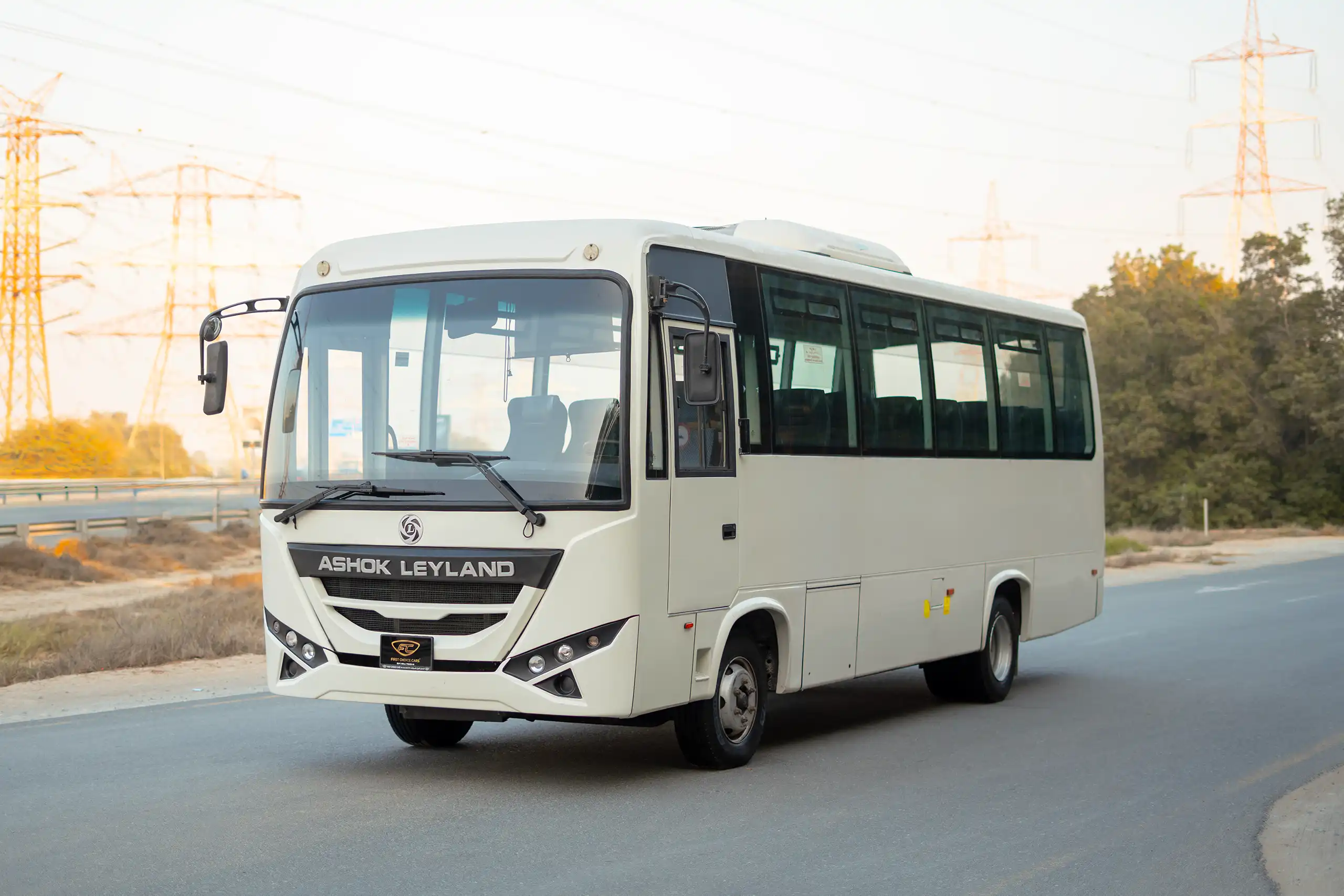 Used 2022 Ashok Leyland Oyster Bus White – Left Front Diagonal (45°) View at First Choice Cars Sharjah