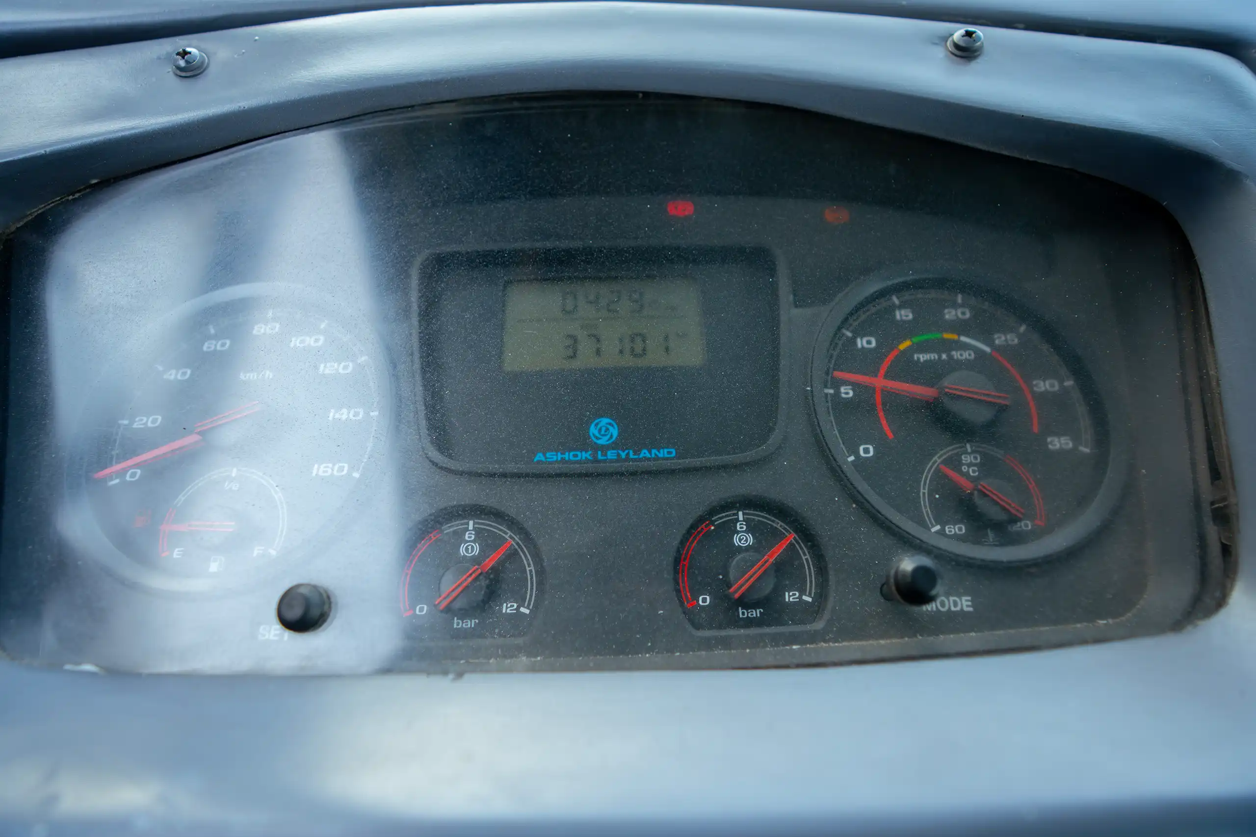 Used 2022 Ashok Leyland Oyster Bus White – Odometer / Mileage Reading View at First Choice Cars Sharjah