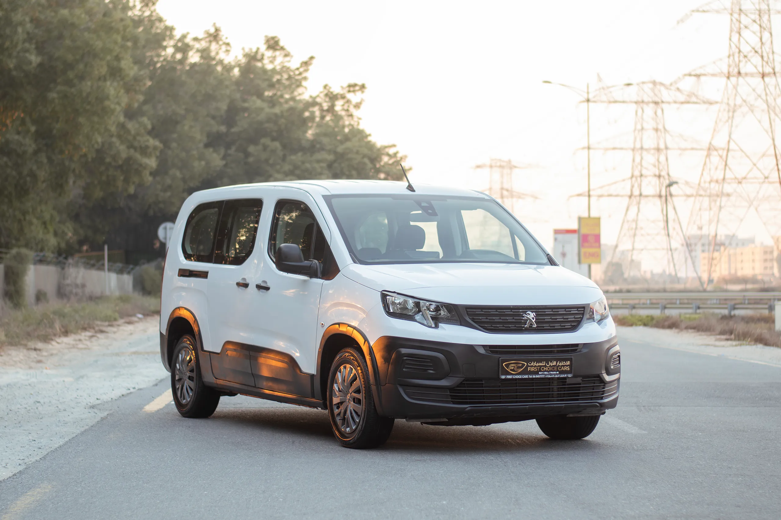 Used 2023 Peugeot Rifter 1.5T L2 White – Right Front Diagonal (45°) View at First Choice Cars Sharjah