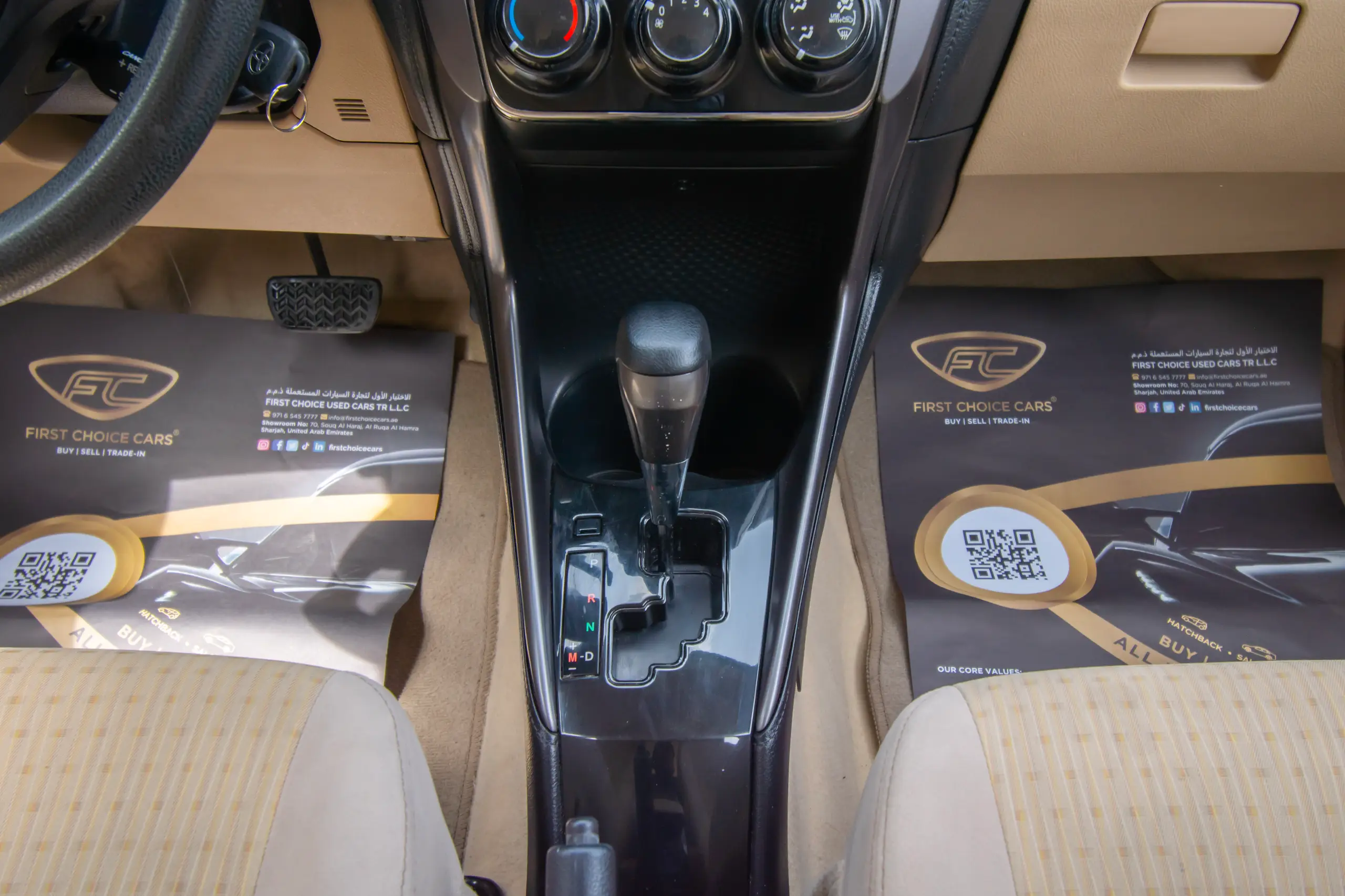 Used 2022 Toyota Yaris E White – Center Console & Gear Shifter at First Choice Cars Sharjah