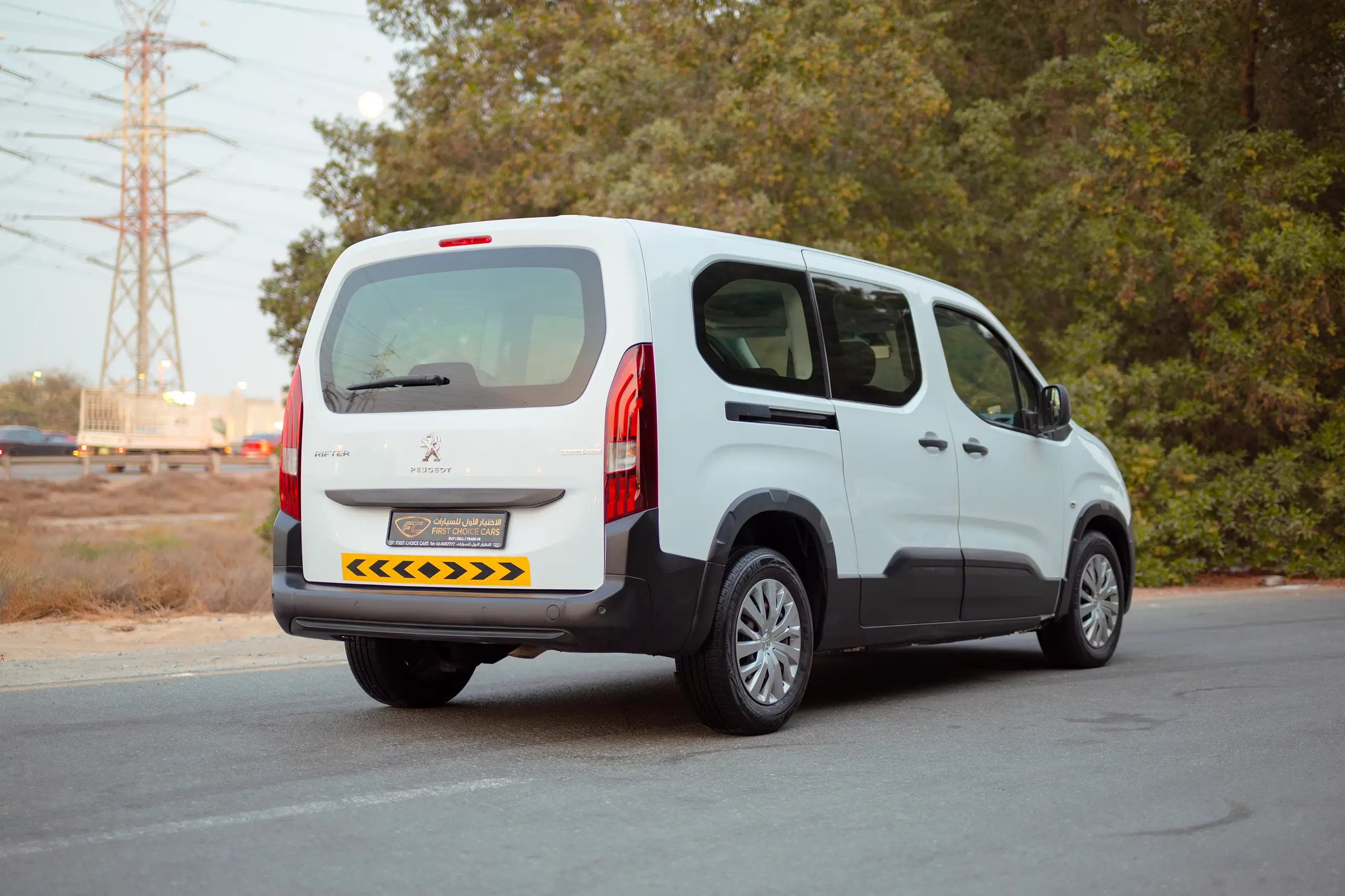 Used 2022 Peugeot Rifter 1.5T L2 White – Right Back Diagonal (45°) View at First Choice Cars Sharjah