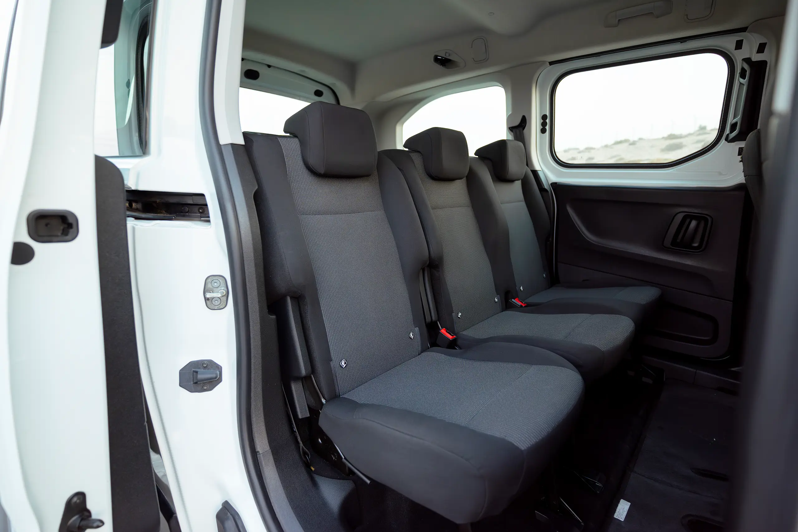 Used 2022 Peugeot Rifter 1.5T L2 White – Rear Passenger Side Cabin View at First Choice Cars Sharjah