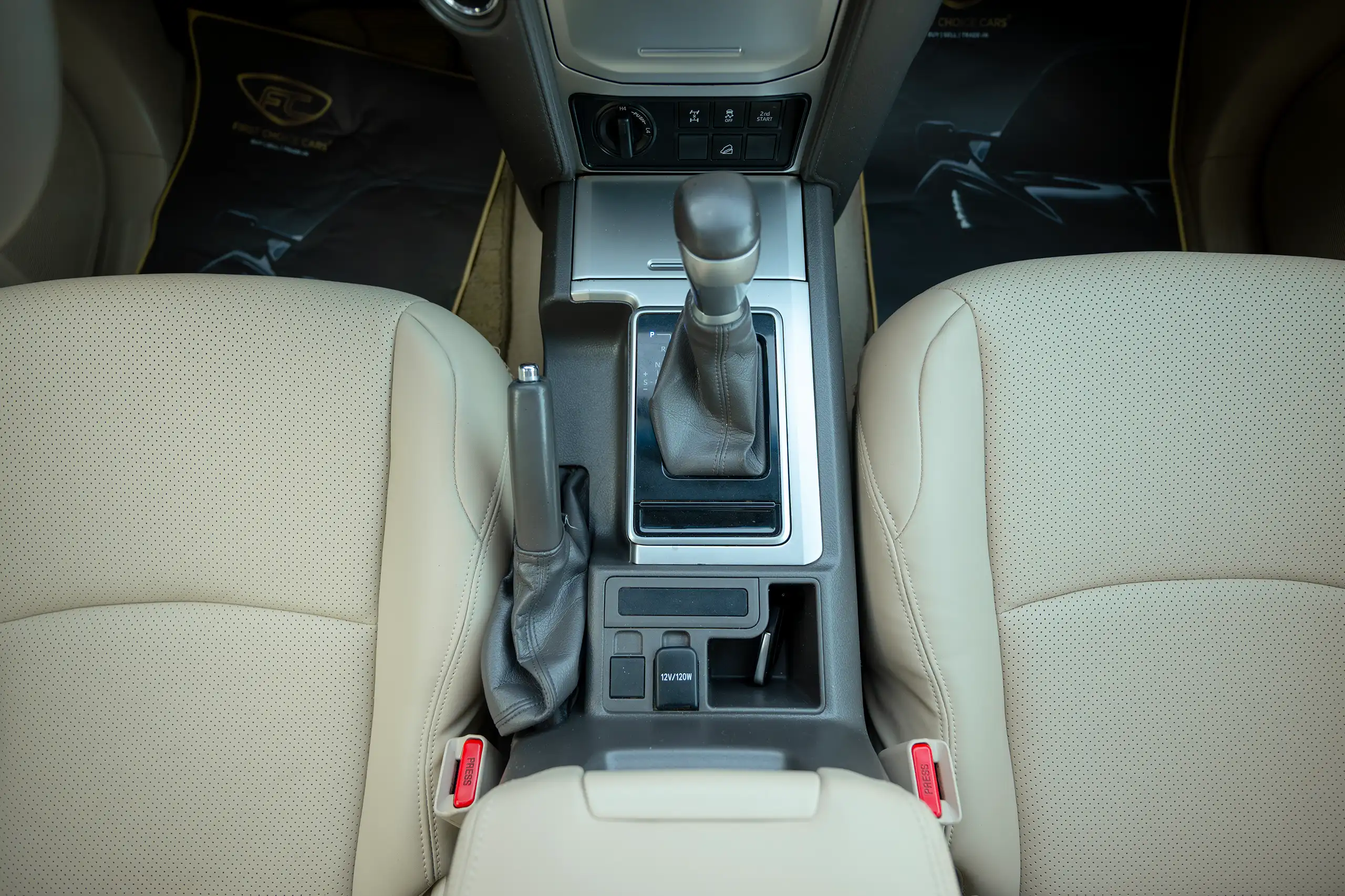 Used 2022 Toyota Prado Gxr White – Center Console & Gear Shifter at First Choice Cars Sharjah