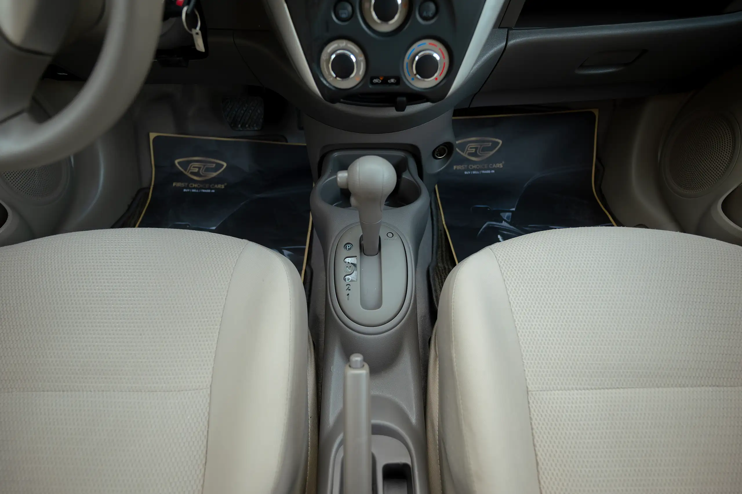 Used 2024 Nissan Sunny SV White – Center Console & Gear Shifter at First Choice Cars Sharjah