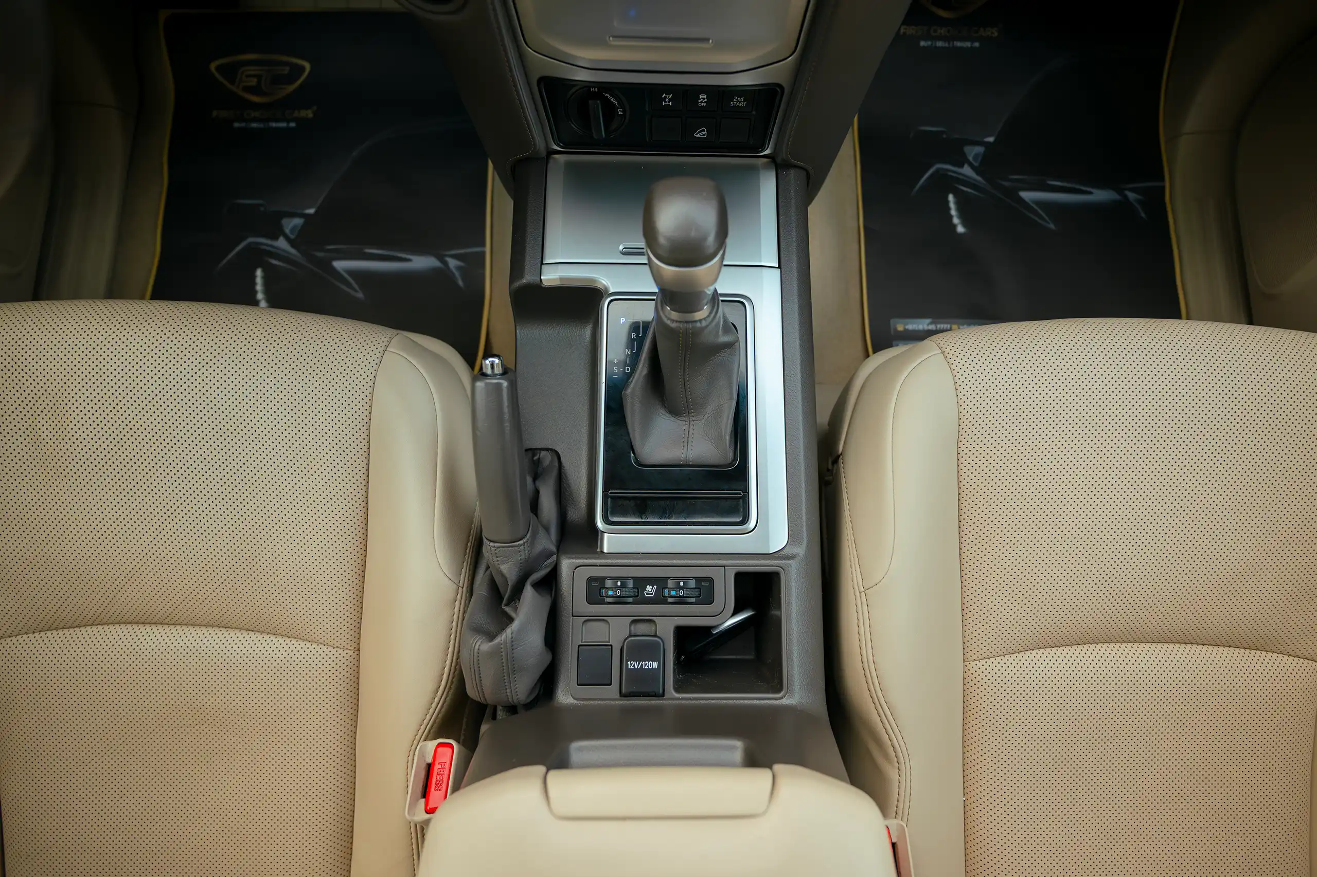 Used 2022 Toyota Prado VXR White – Center Console & Gear Shifter at First Choice Cars Sharjah