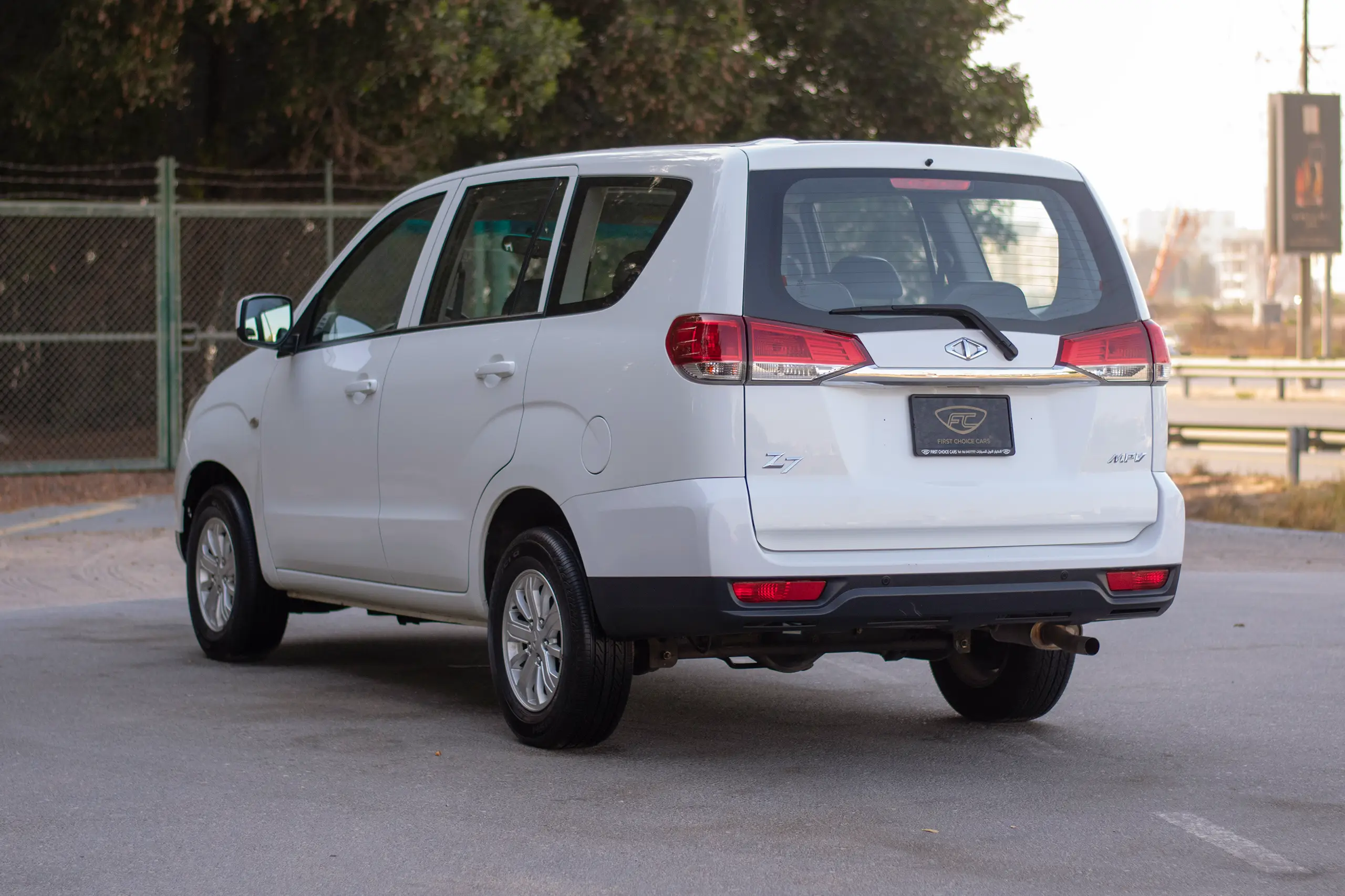 Used 2020 CMC Z7 Standard White – Left Back Diagonal (45°) View at First Choice Cars Sharjah