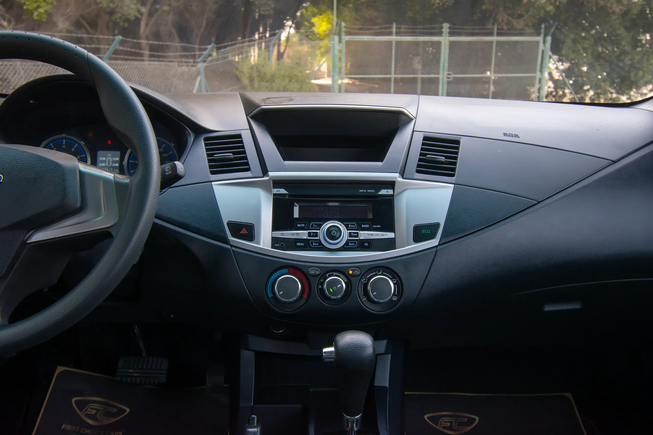 Used 2020 CMC Z7 Standard White – Infotainment / Touchscreen System at First Choice Cars Sharjah