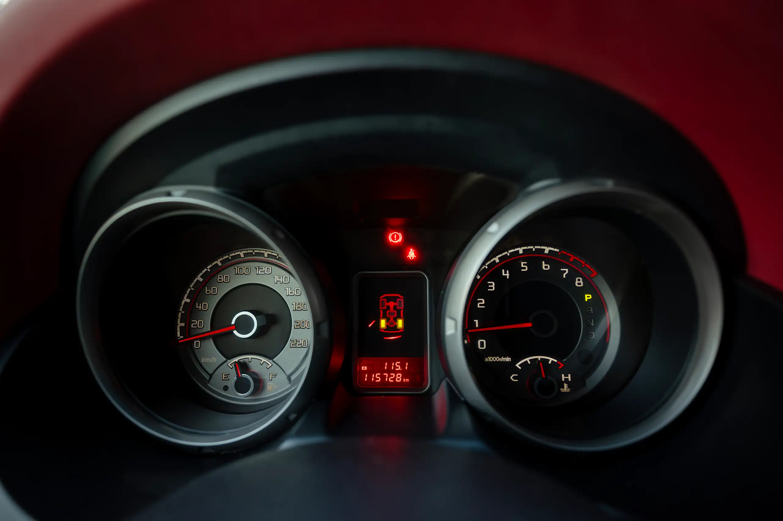 Used 2020 Mitsubishi Pajero Signature Edition White – Odometer / Mileage Reading View at First Choice Cars Sharjah