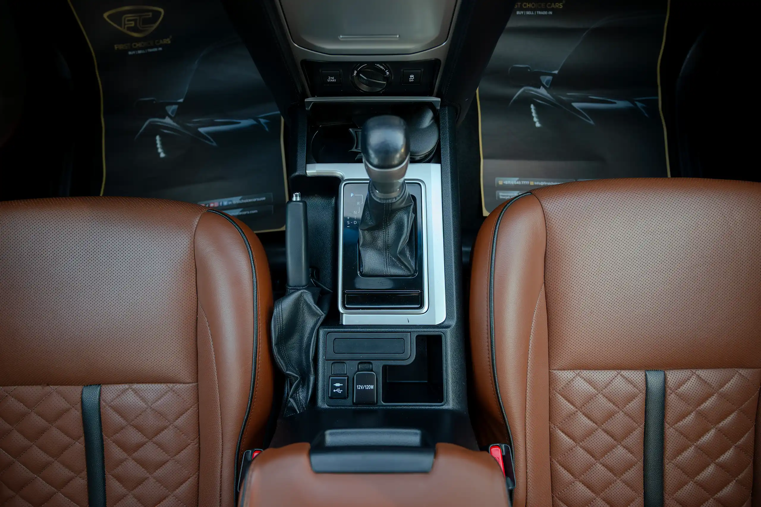 Used 2019 Toyota Prado VXR Silver – Center Console & Gear Shifter at First Choice Cars Sharjah