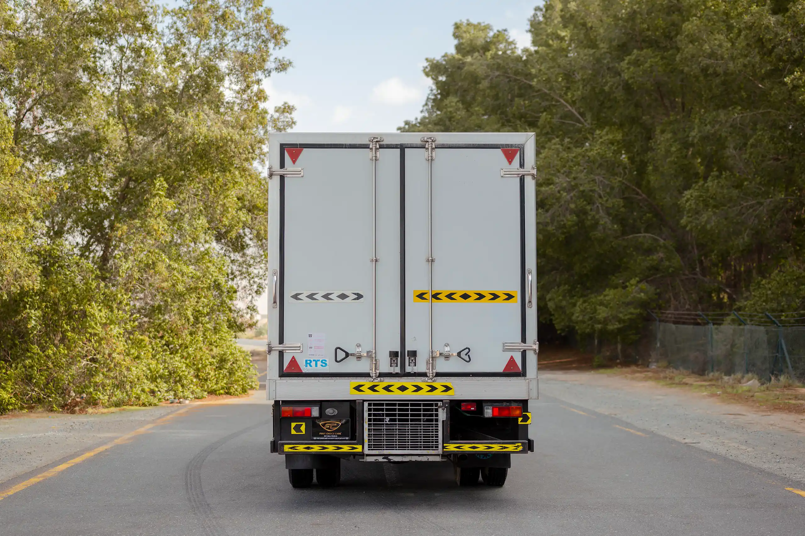 Used 2020 Mitsubishi Canter Chiller Box White – Back/Rear View at First Choice Cars Sharjah
