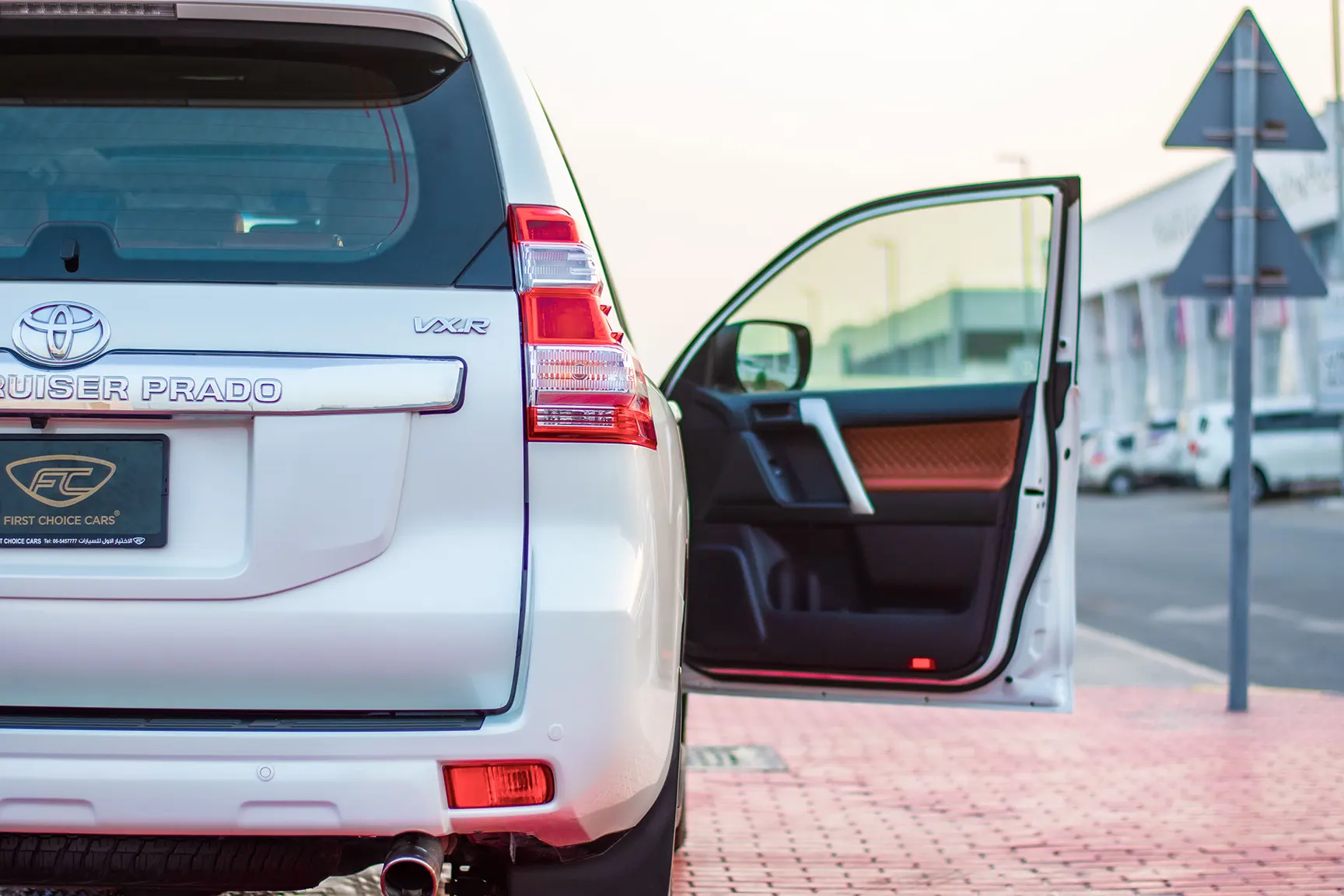Used 2017 Toyota Prado VXR White – Taillight Close-up at First Choice Cars Sharjah
