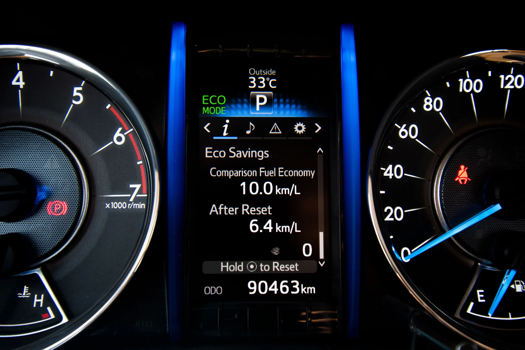 Used 2019 Toyota Fortuner 4.0L Gxr White – Odometer / Mileage Reading View at First Choice Cars Sharjah