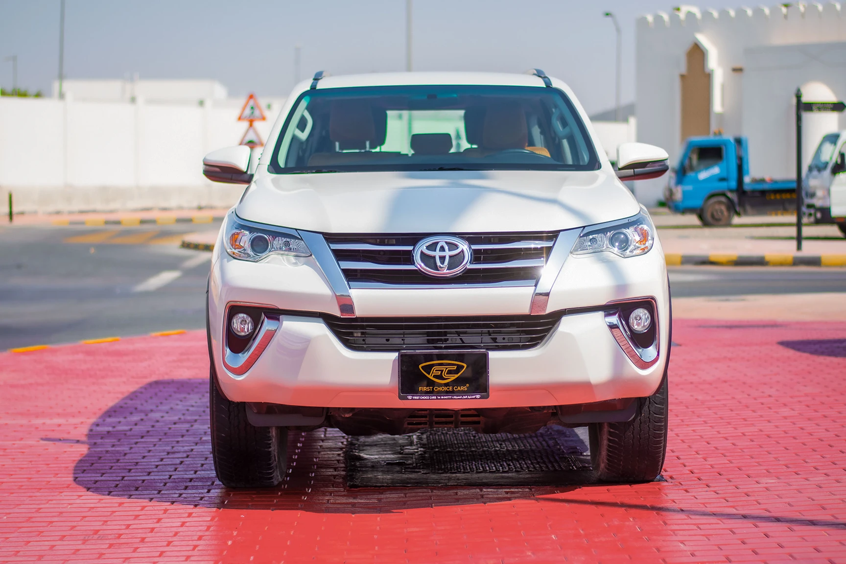 Used 2019 Toyota Fortuner GXR in White – Front View for Sale at First Choice Cars Dubai Sharjah