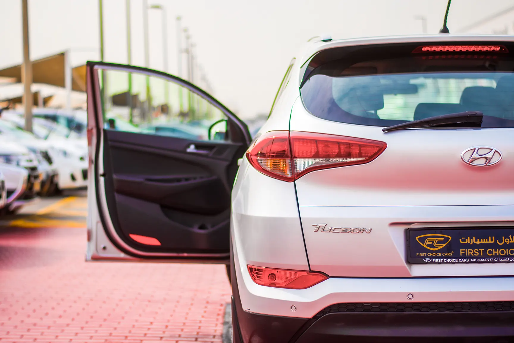 Used 2016 Hyundai Tucson GL White – Taillight Close-up at First Choice Cars Sharjah