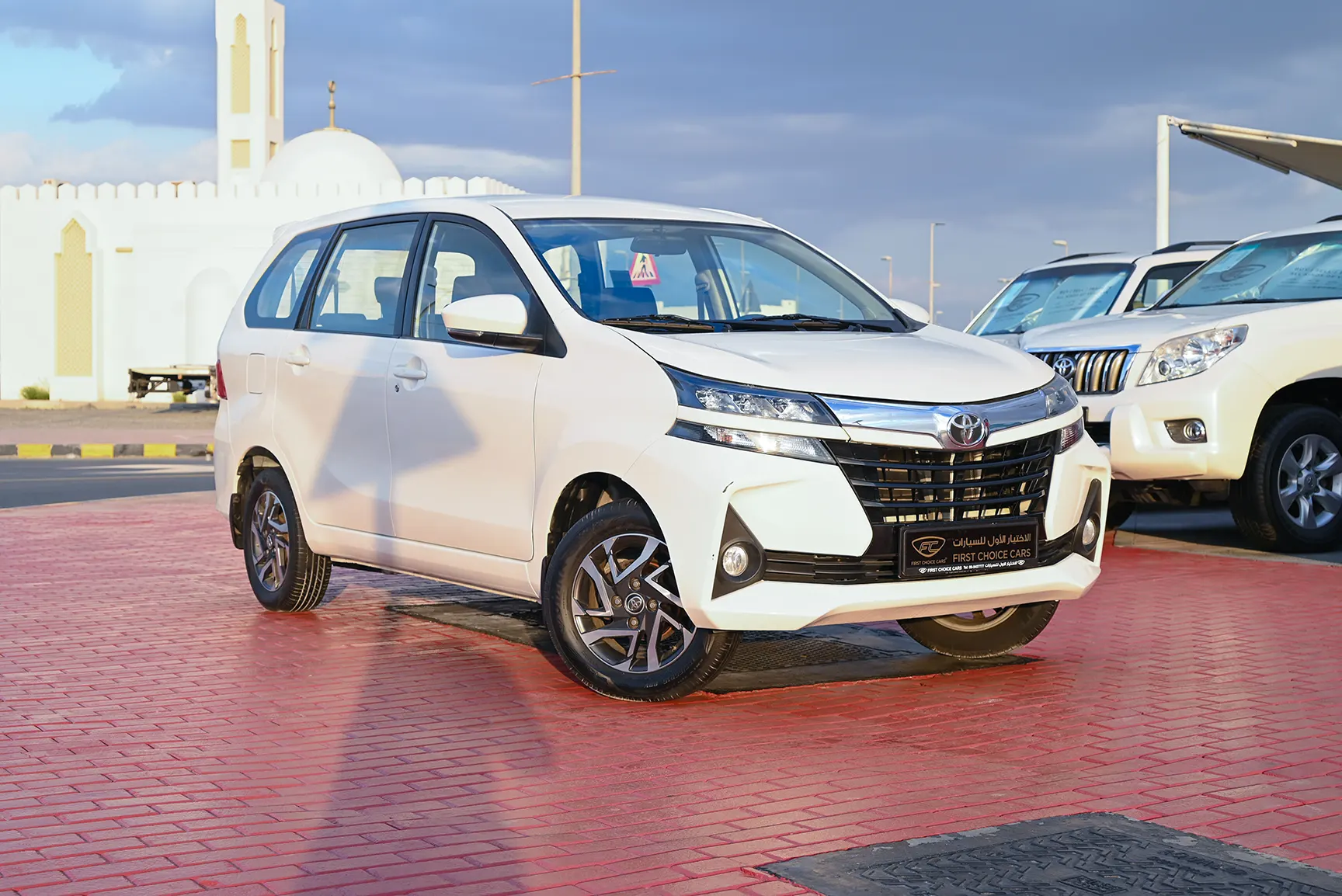 Used 2020 Toyota Avanza SE White – Right Front Diagonal (45°) View at First Choice Cars Sharjah