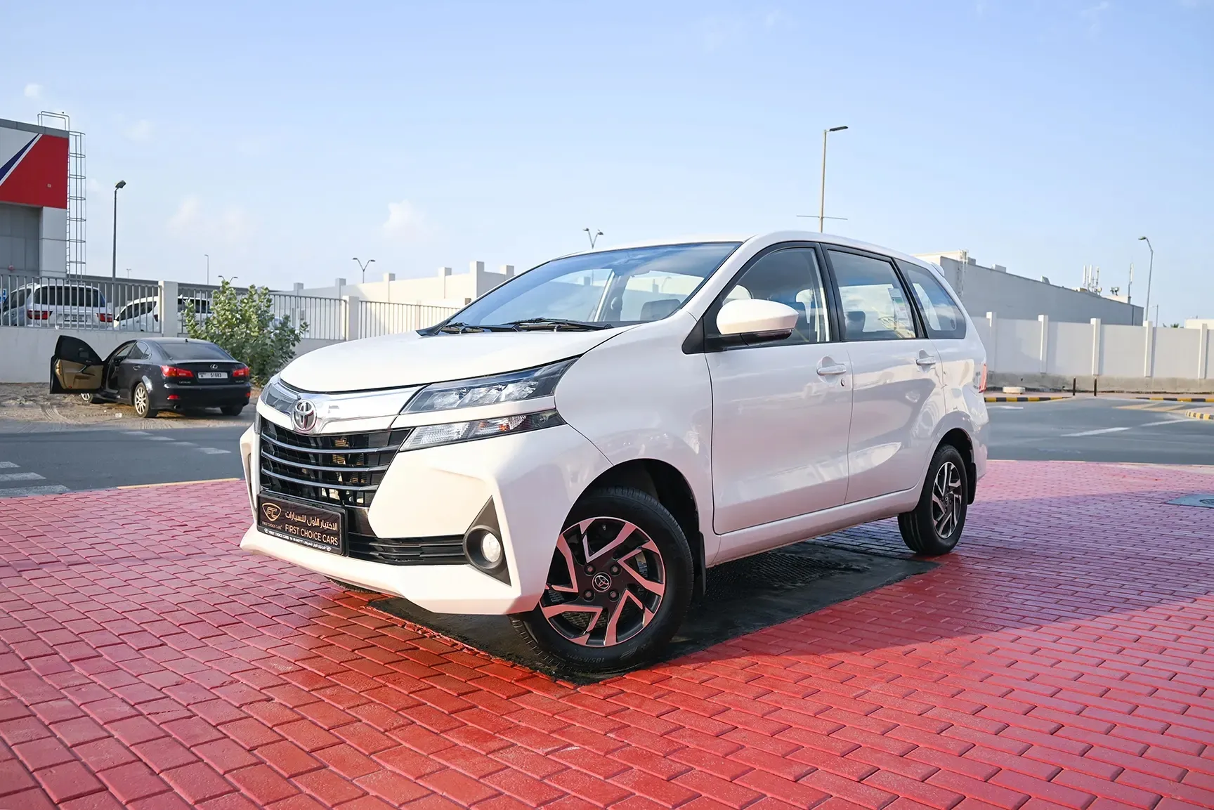 Used 2020 Toyota Avanza Se White – Left Front Diagonal (45°) View at First Choice Cars Sharjah