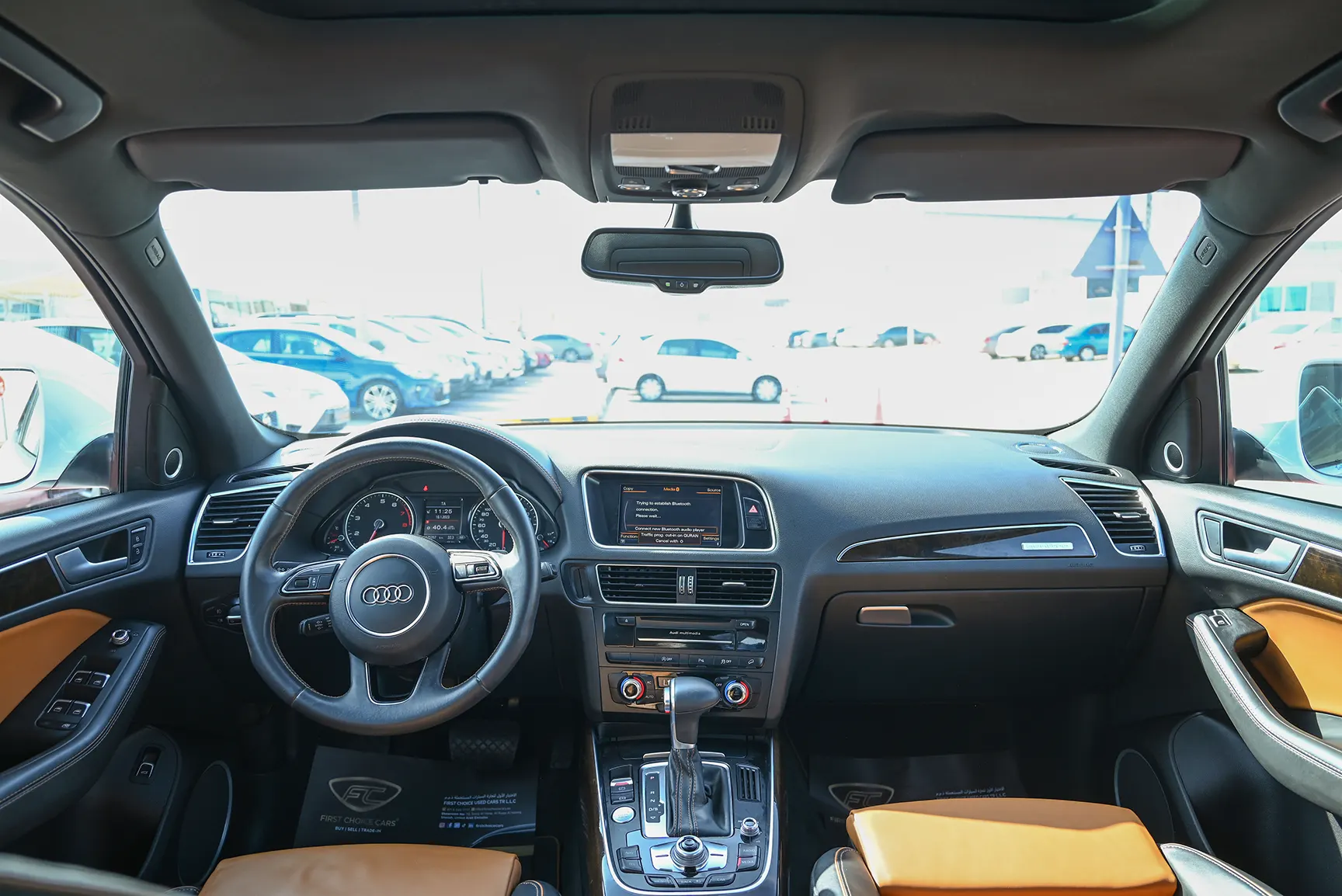 Used 2014 Audi Q5 S-Line White – Front Cabin / Dashboard Full View at First Choice Cars Sharjah