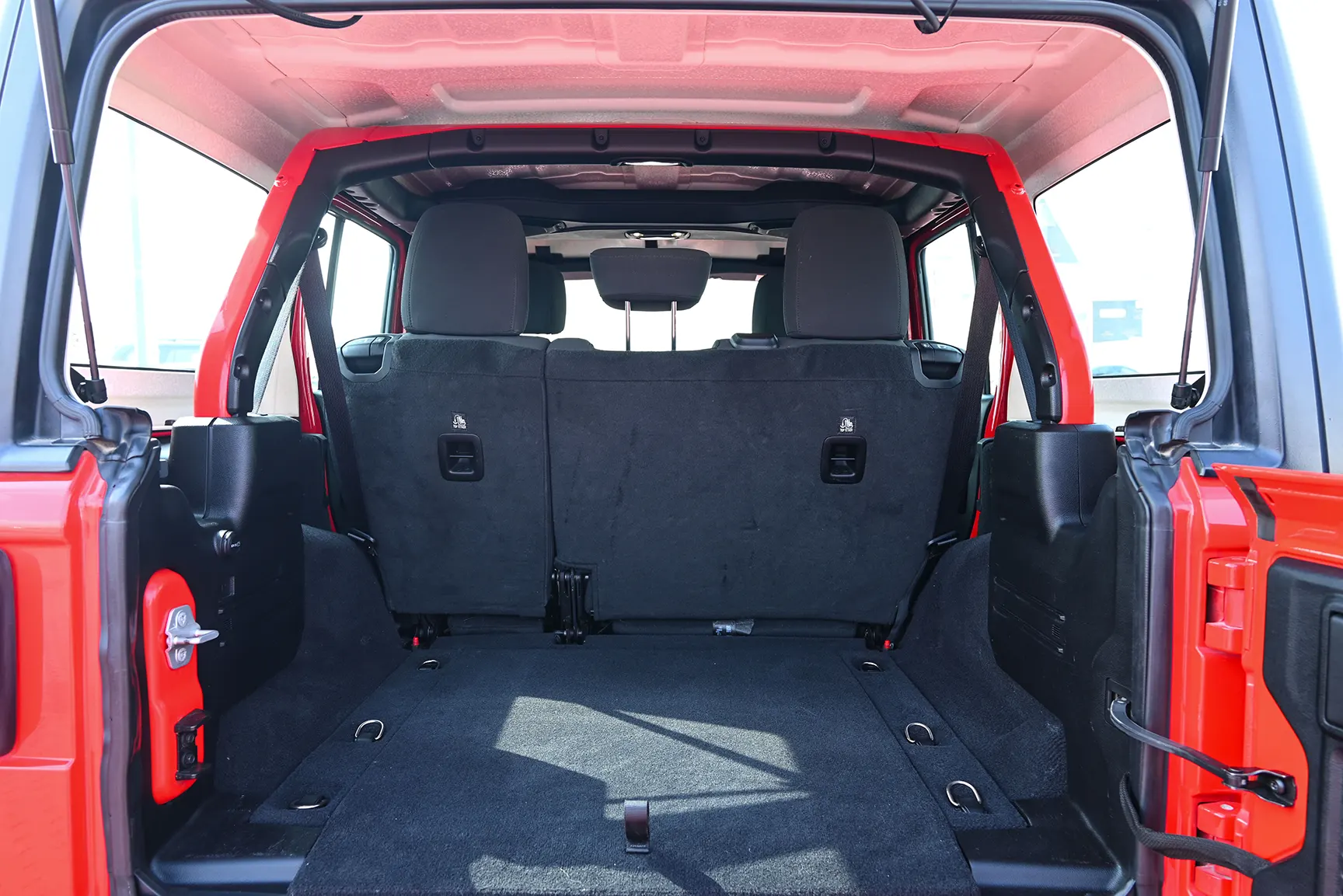 Used 2019 Jeep Wrangler Unlimited Sport Red – Boot / Trunk Space Open View at First Choice Cars Sharjah