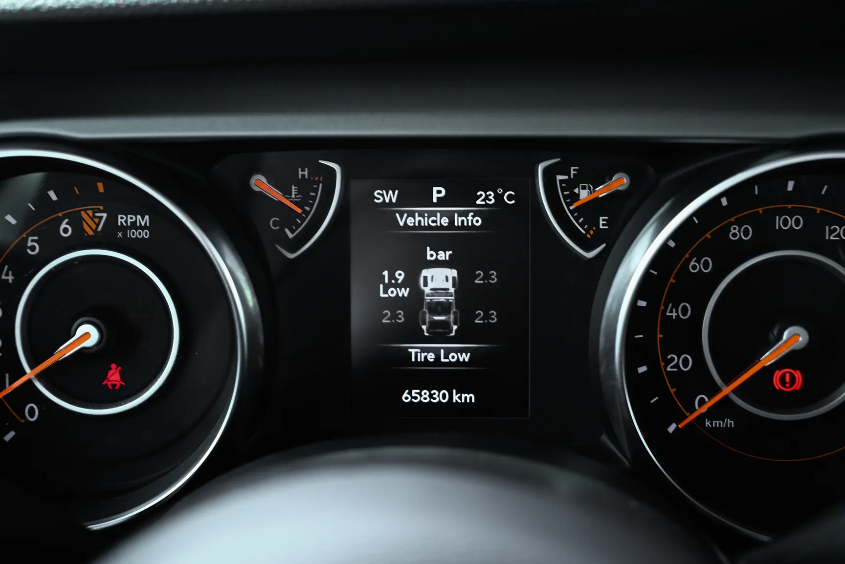 Used 2019 Jeep Wrangler Unlimited Sport Red – Odometer / Mileage Reading View at First Choice Cars Sharjah