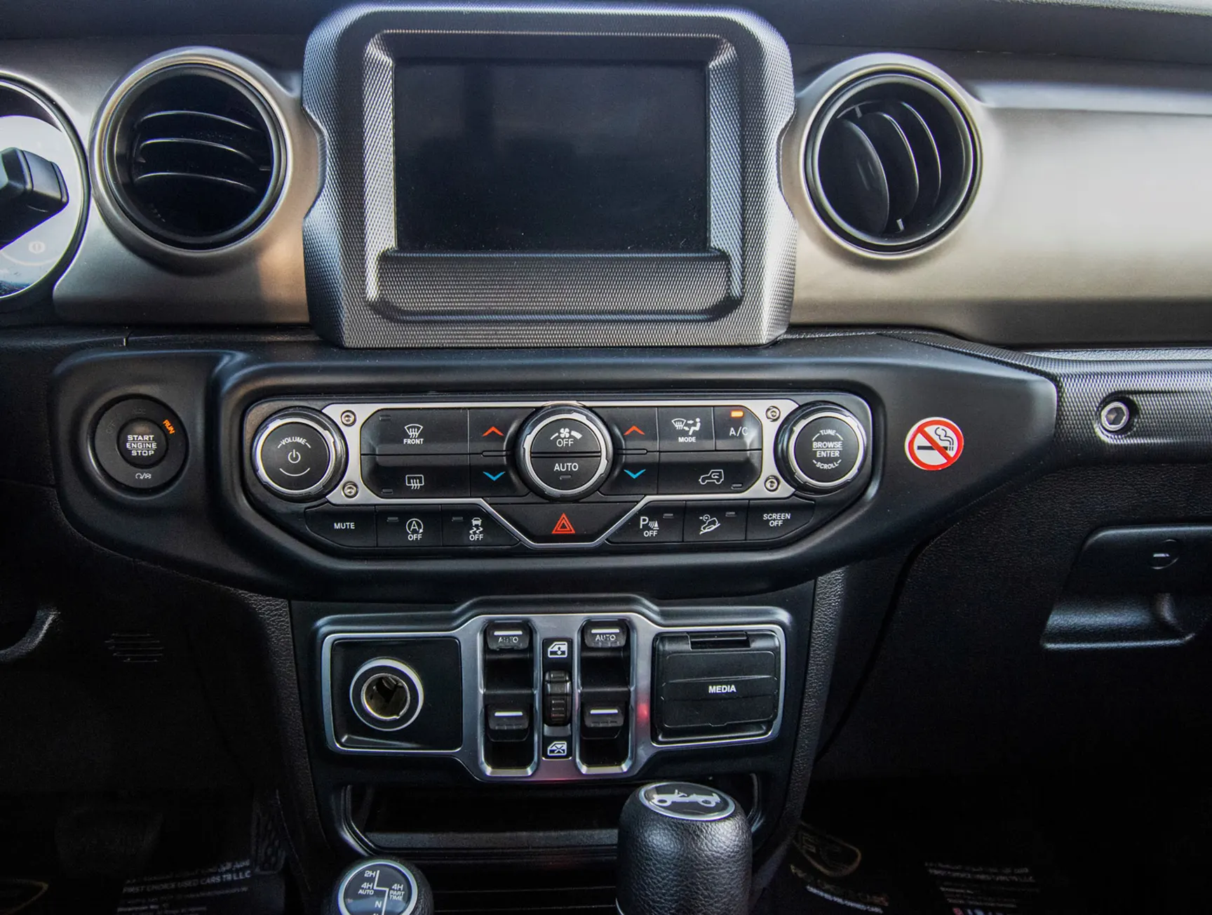 Used 2019 Jeep Wrangler Unlimited Sport Silver – Infotainment / Touchscreen System at First Choice Cars Sharjah